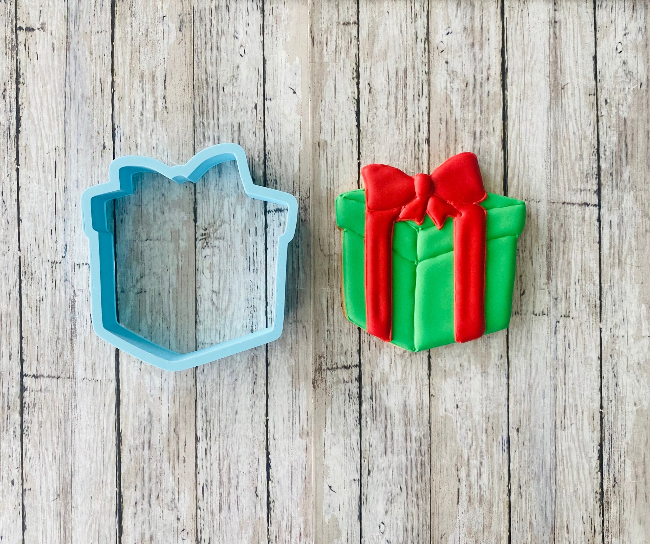 https://i.etsystatic.com/44501333/r/il/01f5a7/5338769511/il_fullxfull.5338769511_1fp3.jpg