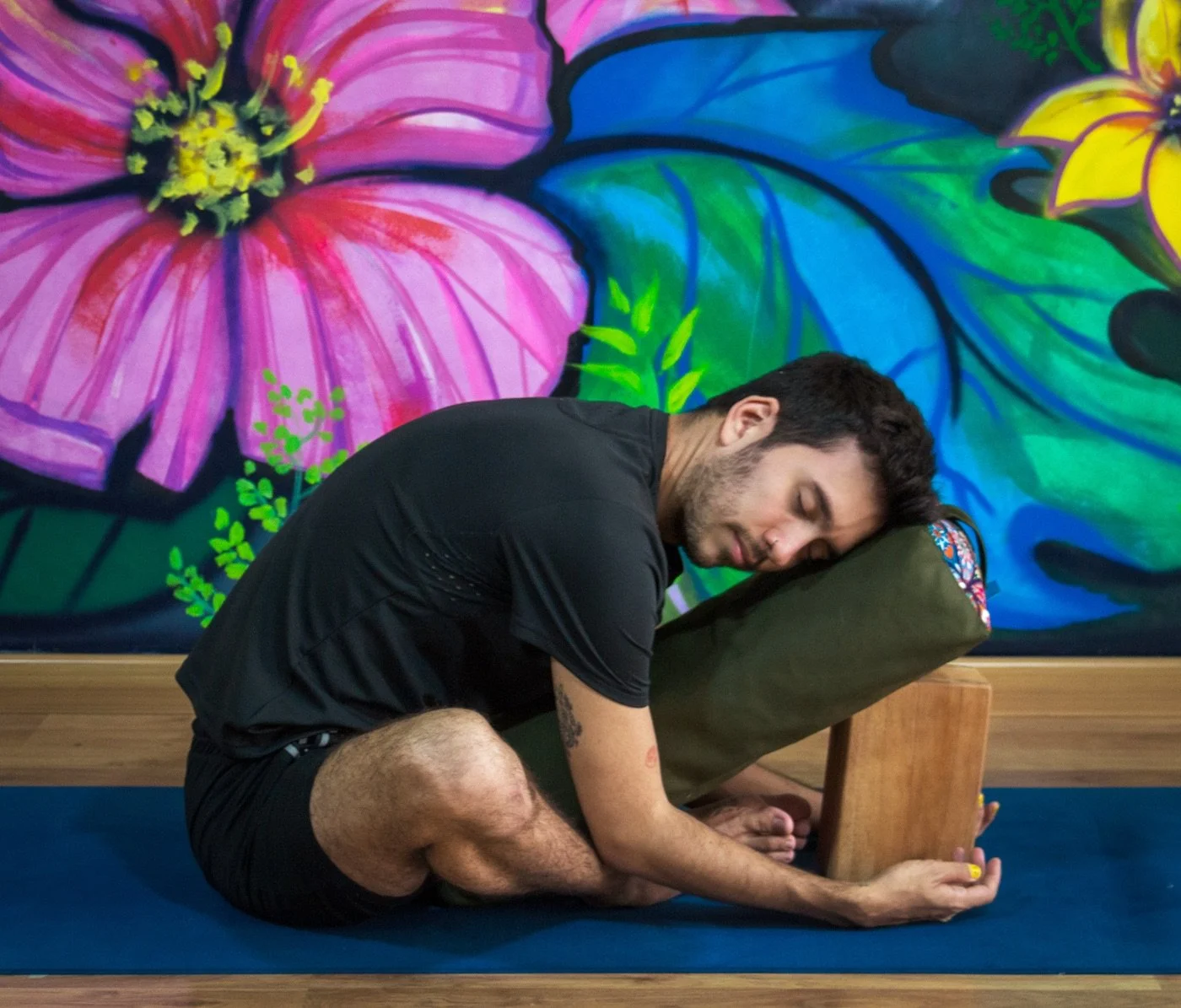 200-hour Yoga teacher training programs, 300-hour Yoga teacher training programs, Yoga internships courses in our Yoga studio in Medellín, Colombia