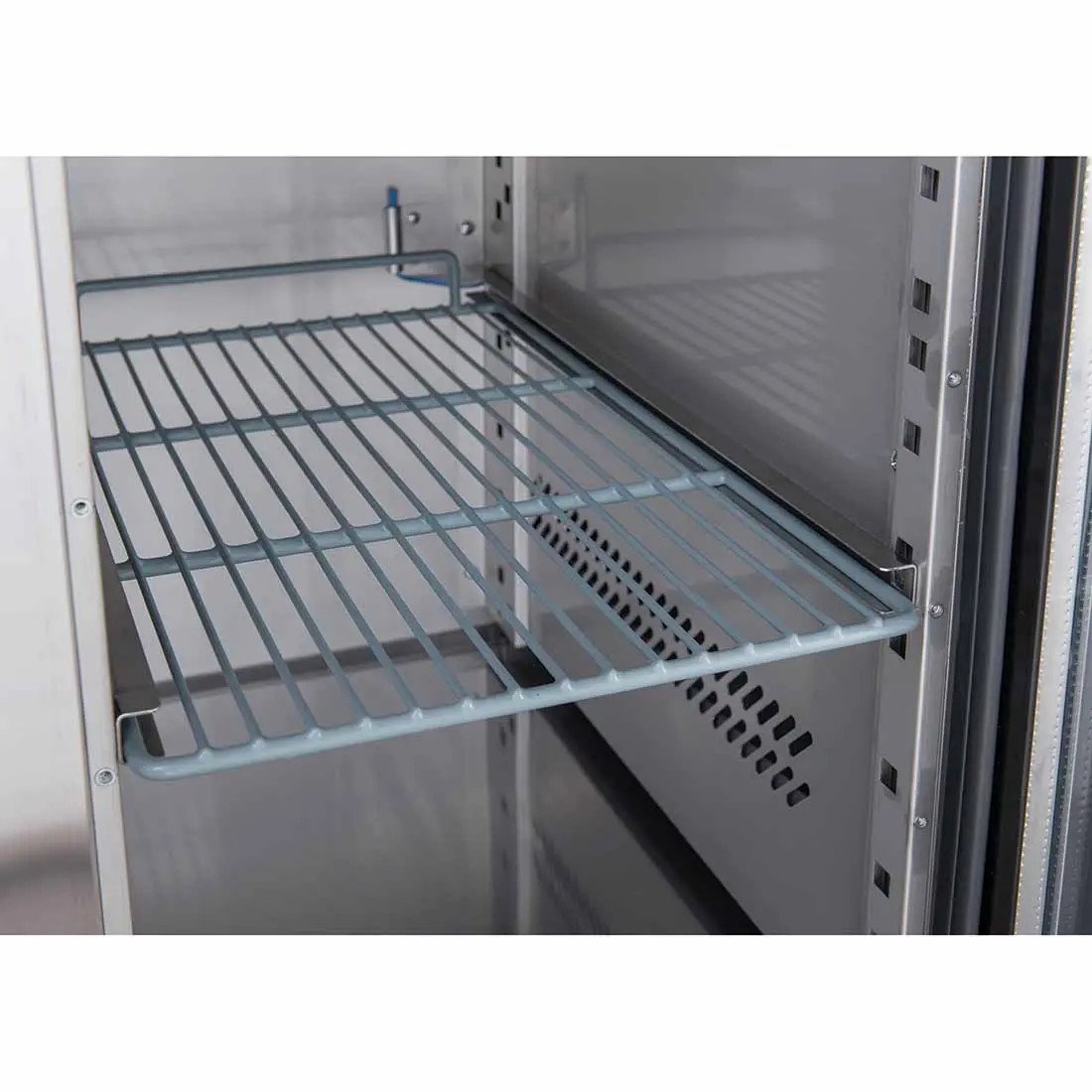 xub7c13s2vbenchfridgeshelving_6_1_1.jpg