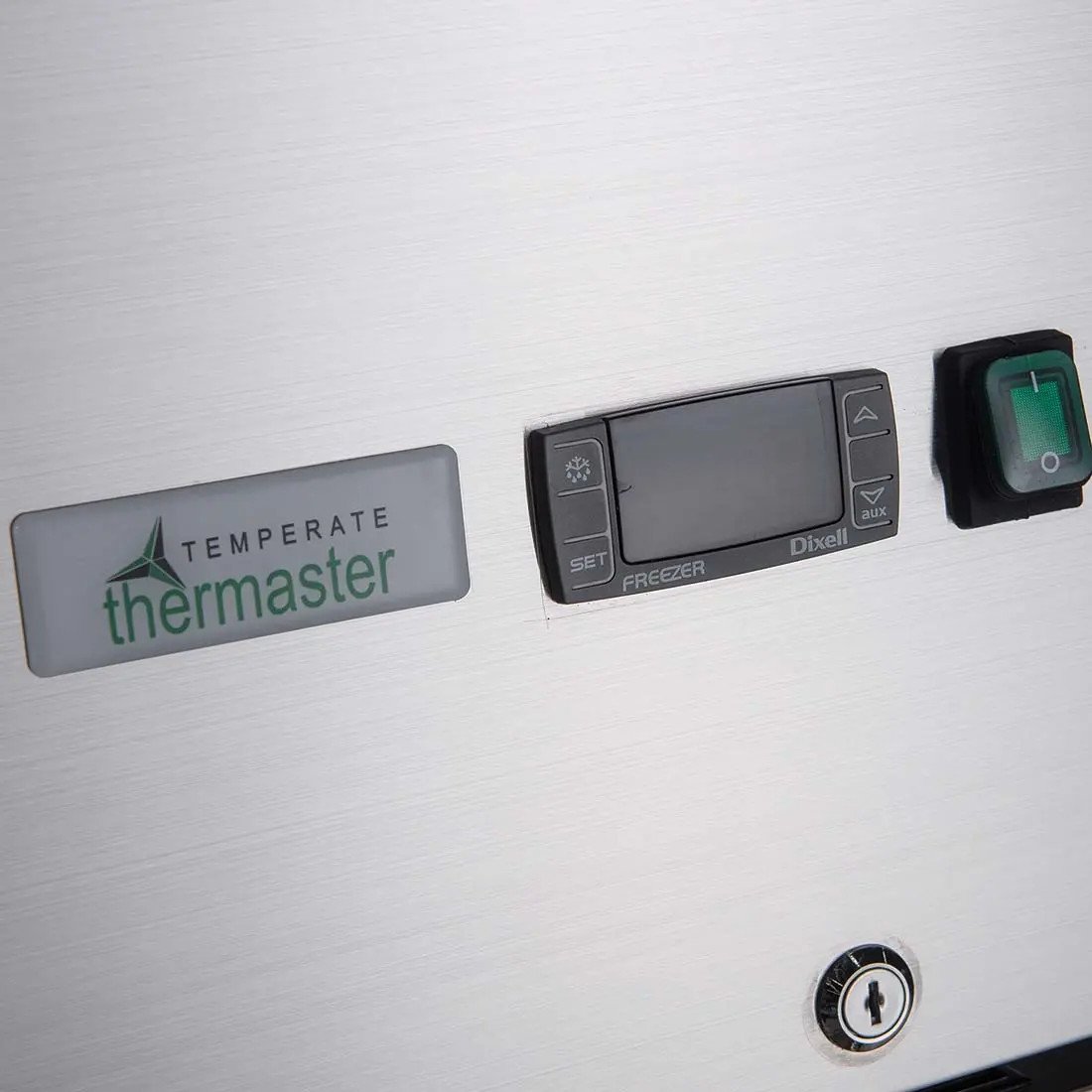 xurc650s1vssuprightfridgecontrolpanel_3_1_1.jpg