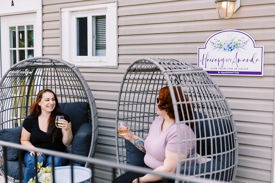 🍷✨ Holiday chaos is in full swing for some of us, and just beginning for others &ndash; gift shopping, cooking, decorating, and don&rsquo;t forget all the events! But here&rsquo;s your reminder: you deserve a moment to breathe.

Between the to-do li