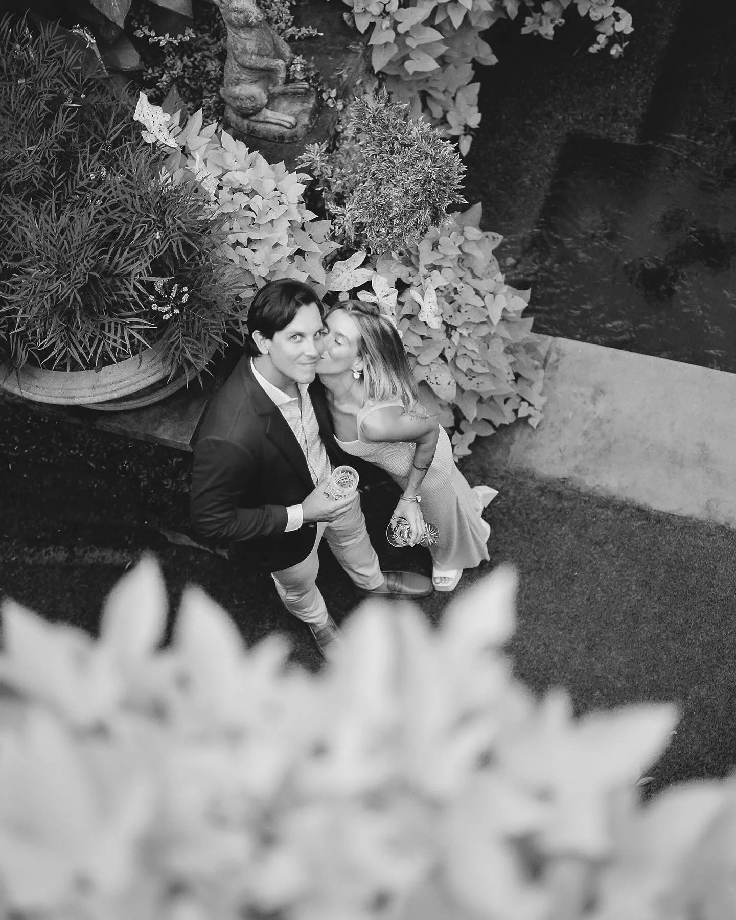 a casual Sunday afternoon spent at their family&rsquo;s home for engagement photos 🦋🎞️