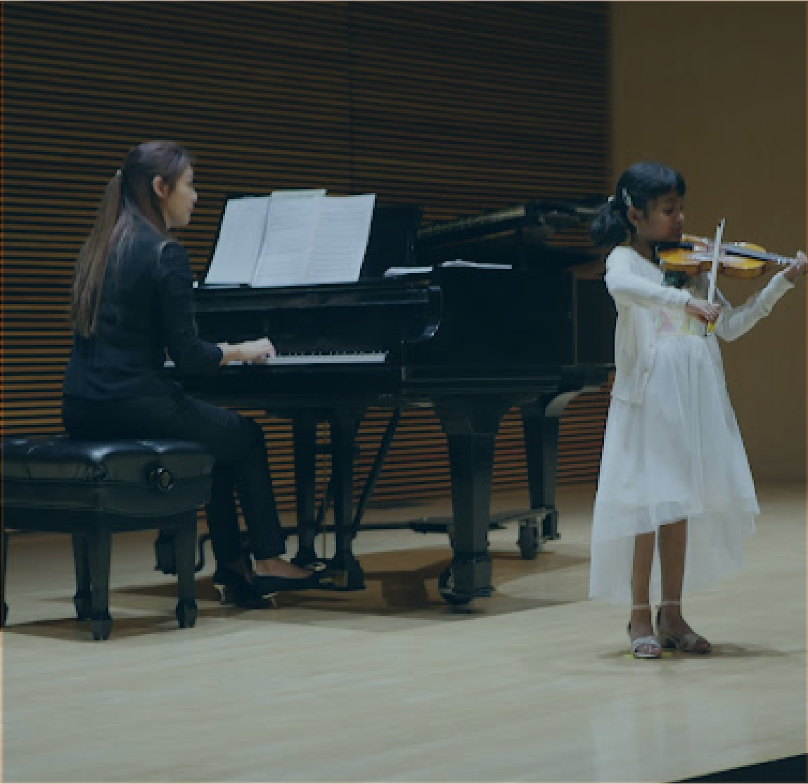 Elizabeth MacCorquodale violin lessons