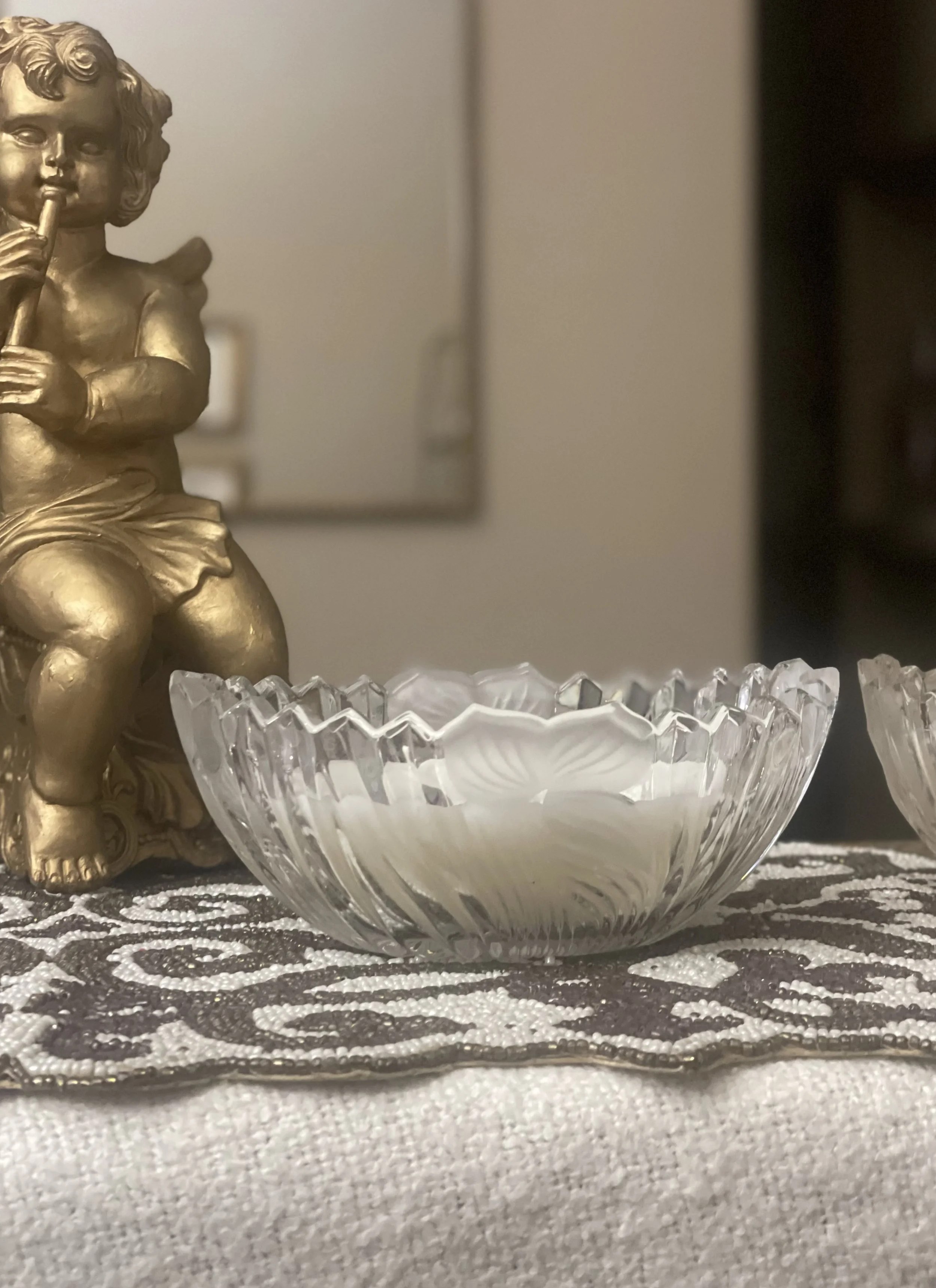 mikasa side view .jpg