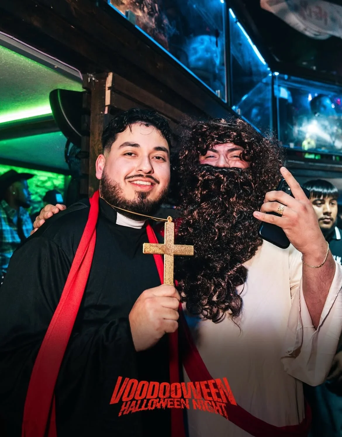 COUPLE HOURS AWAY FROM THE BIGGEST HALLOWEEN 🎃 PARTY IN 6th STREET 😈

HOPE TO SEE YOU ALL TONIGHT 
EARLY ARRIVAL HIGHLY SUGGESTED!!!! 

9pm - 2am 

HOSTED BY: @chago_promo 

21+