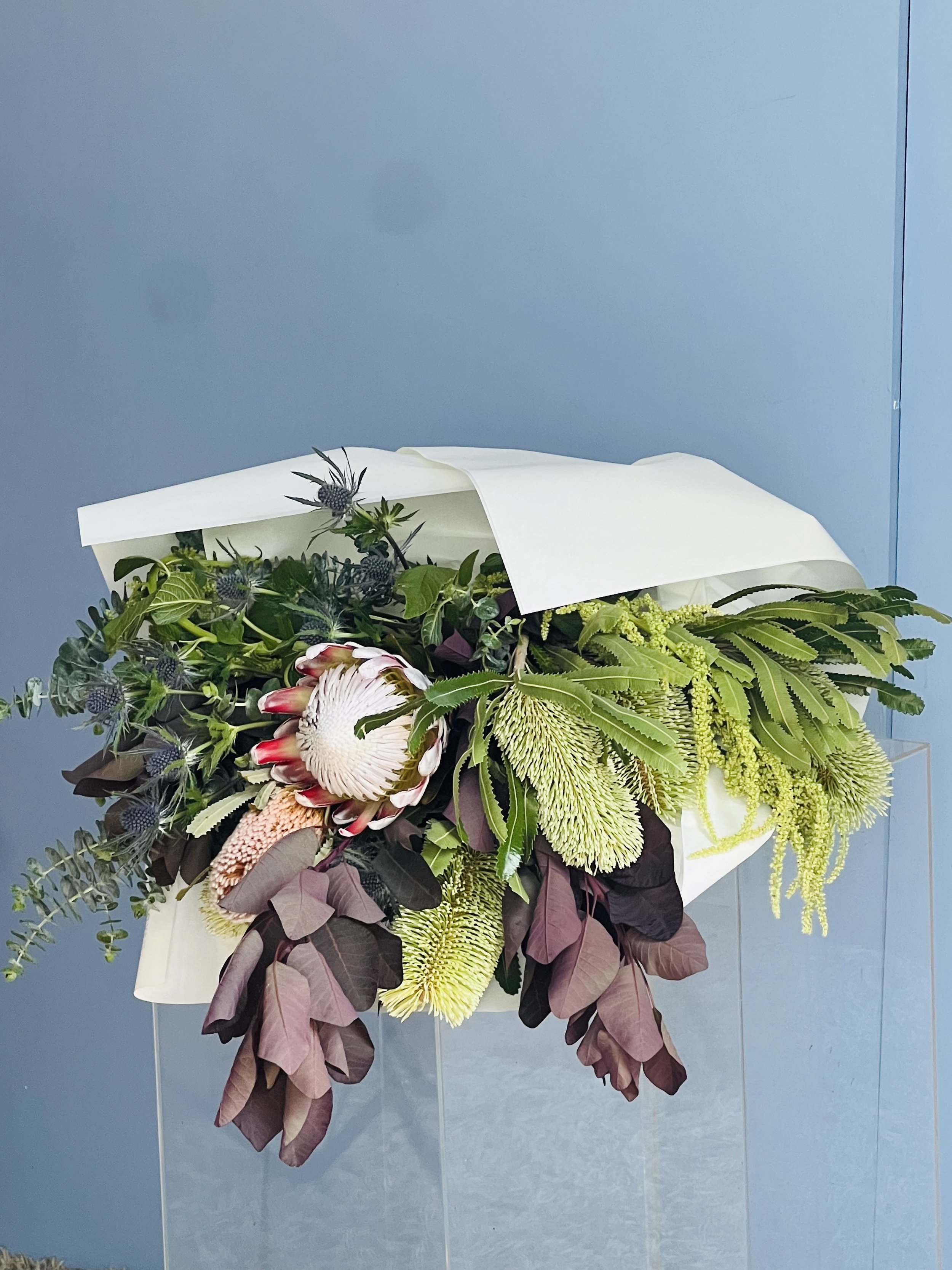 coolumflorist.floristcoolum.sunshinecoastflorist.bouquet.samedaydeliveryflowers.flaxflower.jpg