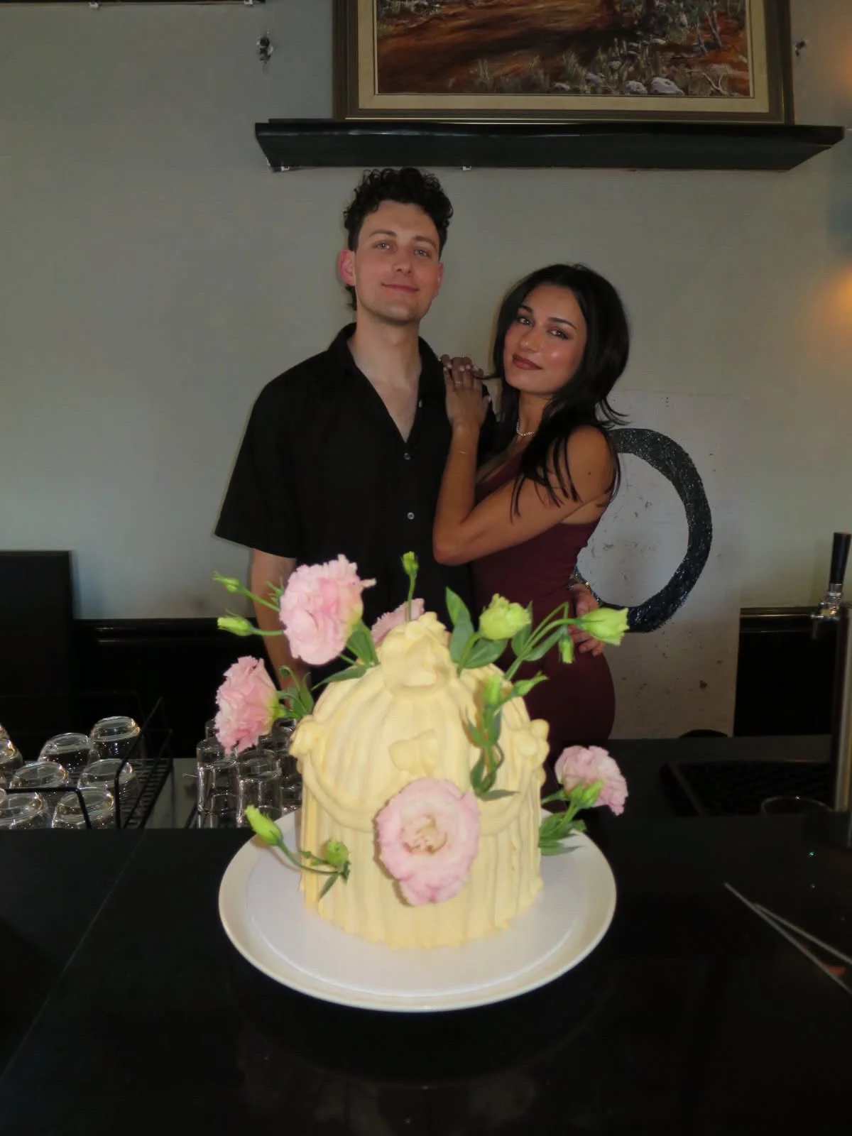 A very special engagement cake for my friends, Will and Sandra. Congratulations to the biggest cuties 💕💕💕

Earl Grey chiffon, passionfruit curd, vanilla bean mascarpone diplomat cream, dark chocolate cream cheese BC and white chocolate cream chees