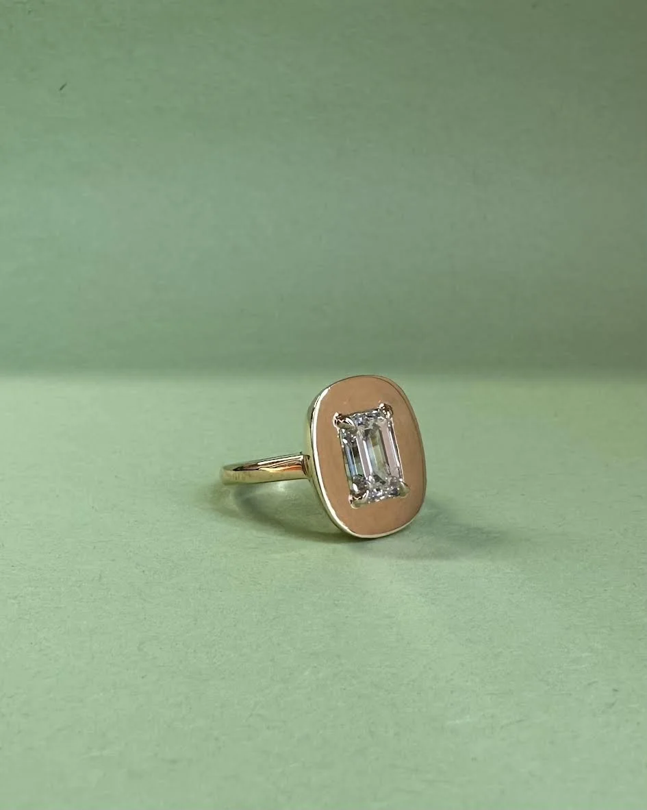 emerald-cut-diamond-signet-ring-yellow-gold-enamel-profile-helen-minor2