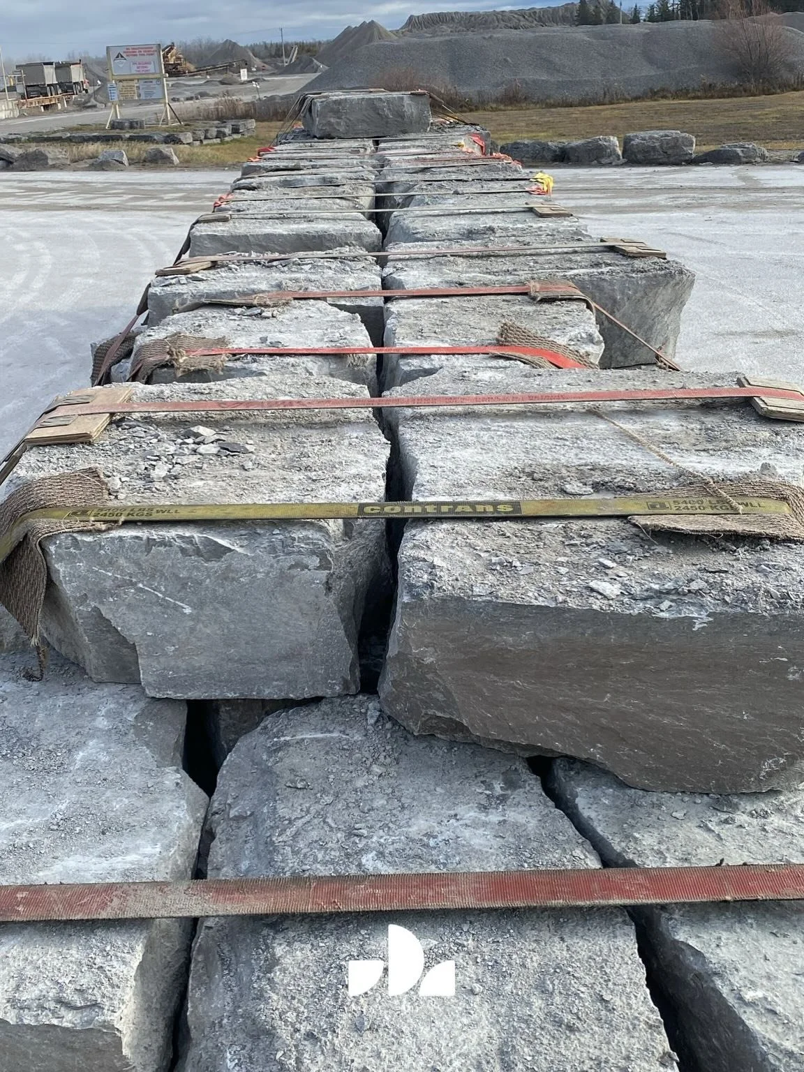 Hope everyone had a restful and safe holiday!
&mdash;
Hudson / Premium / Armour Stone / 14-15&rdquo;