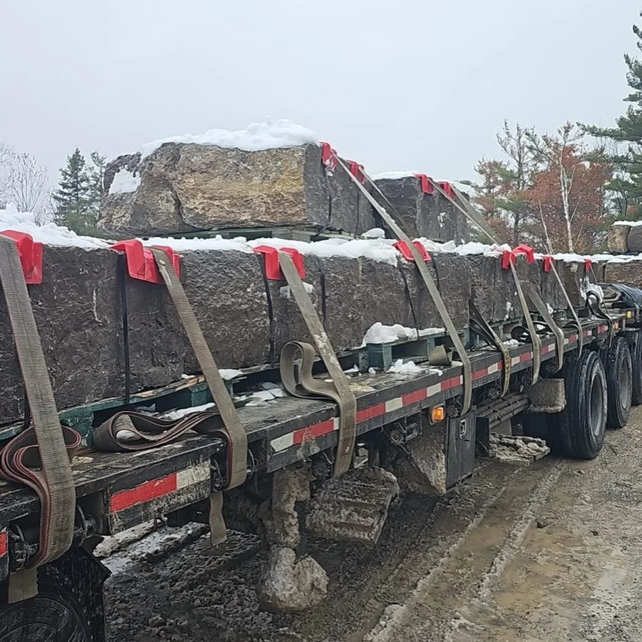 Split Load
Hudson / Dimensional / Sawn / Steps
Hudson / Standard / Guillotined / 20&rdquo;