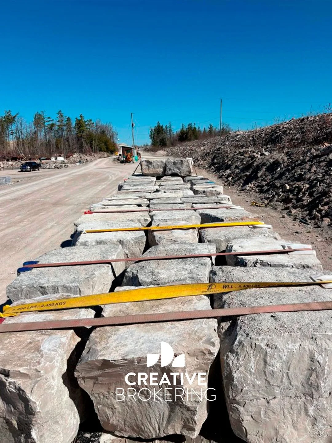 Okayyy We Back. 
&mdash;
And just like that, we&rsquo;re in full load stone szn. 

22&rdquo; Hudson Armour Stone
En route to Windham, ON