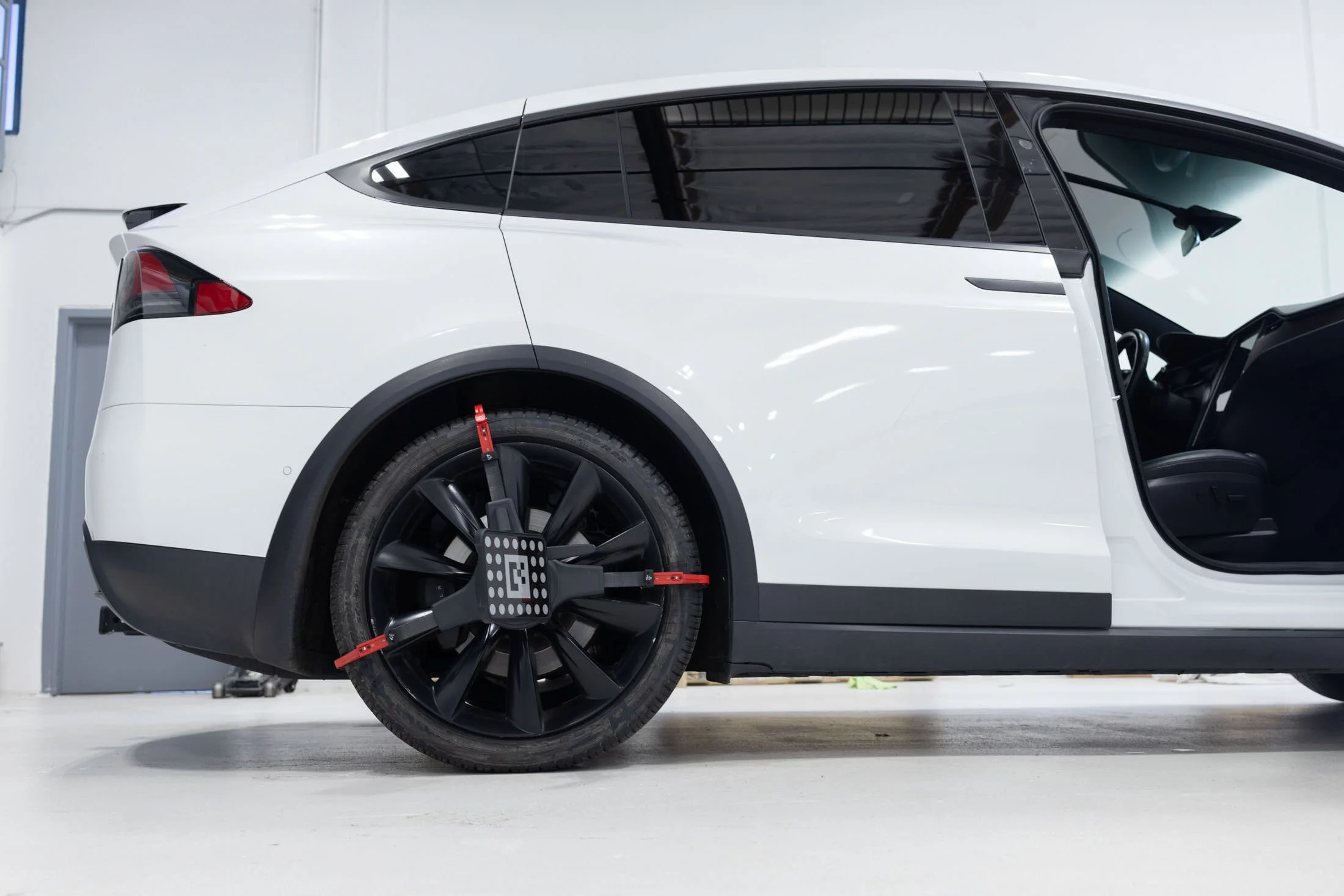 ADAS Calibration Sensor Calibration Abel Diagnostic Center Thousand Oaks-3.jpg