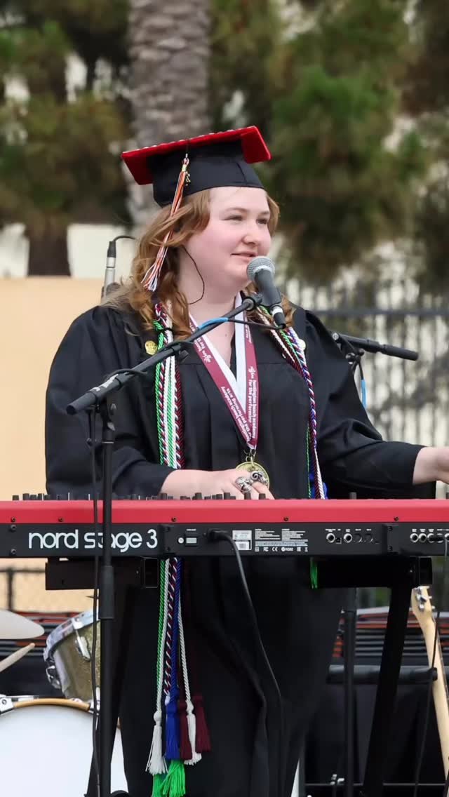 Hey Storm, why would you tell others to join MMET??
MMET is truly a high school program like no other. You get so much experience that you might not get otherwise and it gives you the opportunity to explore so many musical avenues. You get to meet