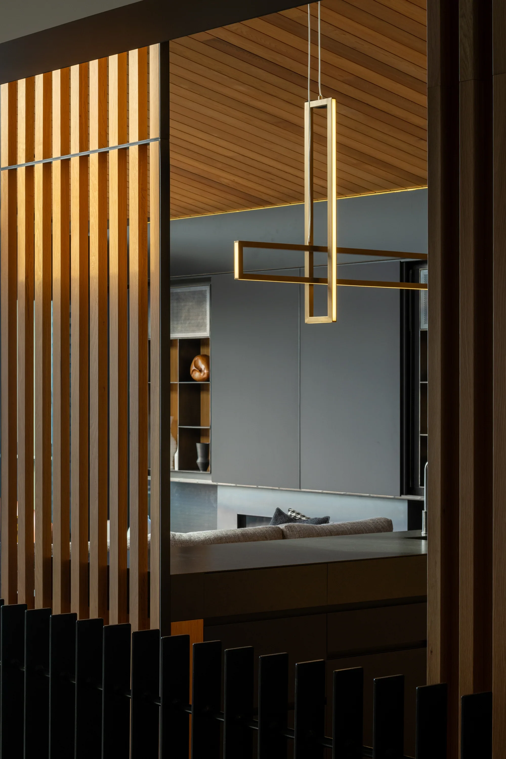 Elevation_Pendant_June_1.webp