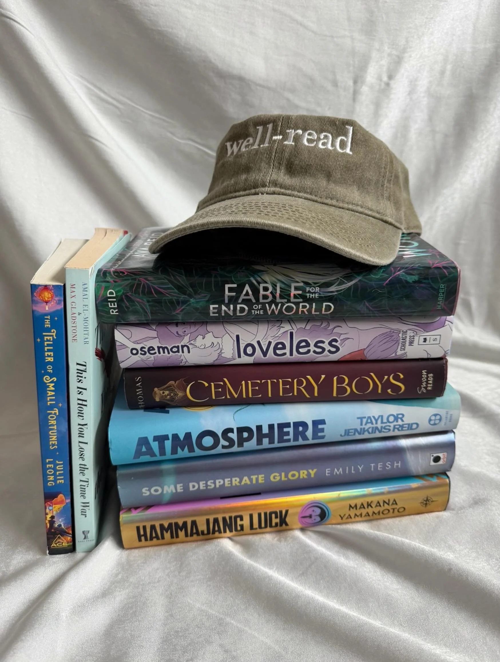 Remember: Being well read will never go out of style 📚✨

What&rsquo;s your favorite book you&rsquo;ve read recently?