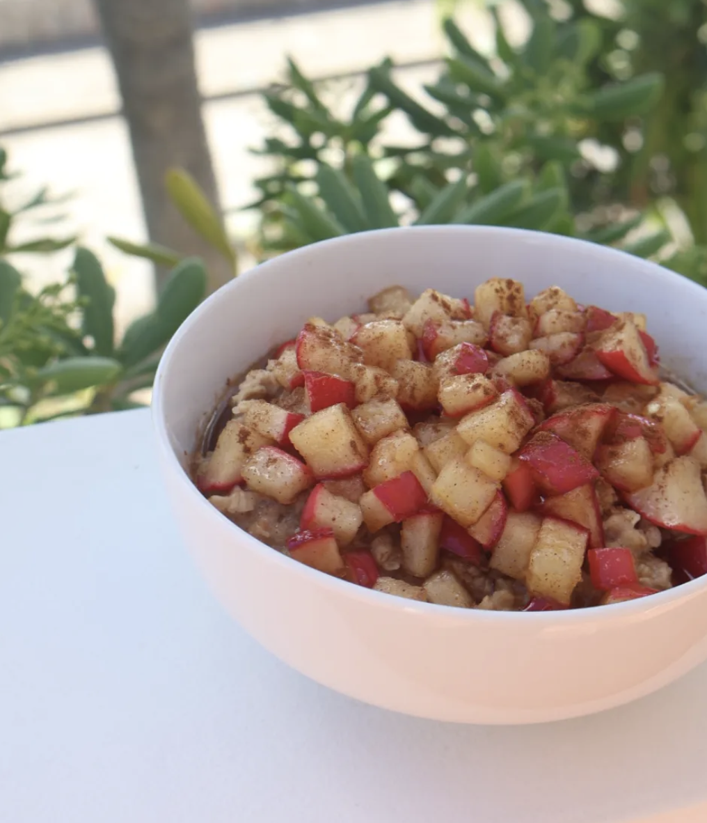 Gut Healthy Stewed Apple Oatmeal