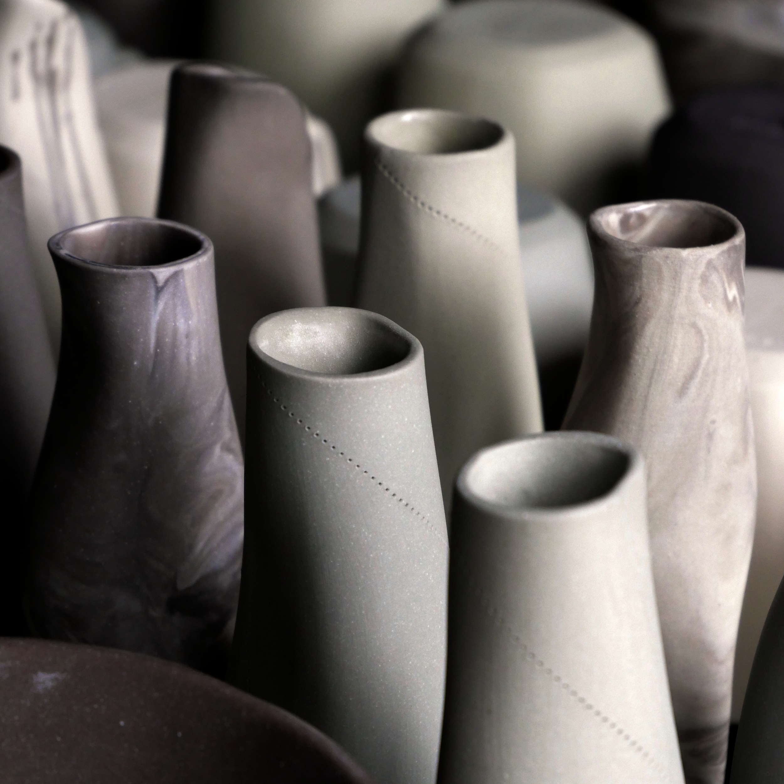 Porcelain vs stoneware vs terracotta: