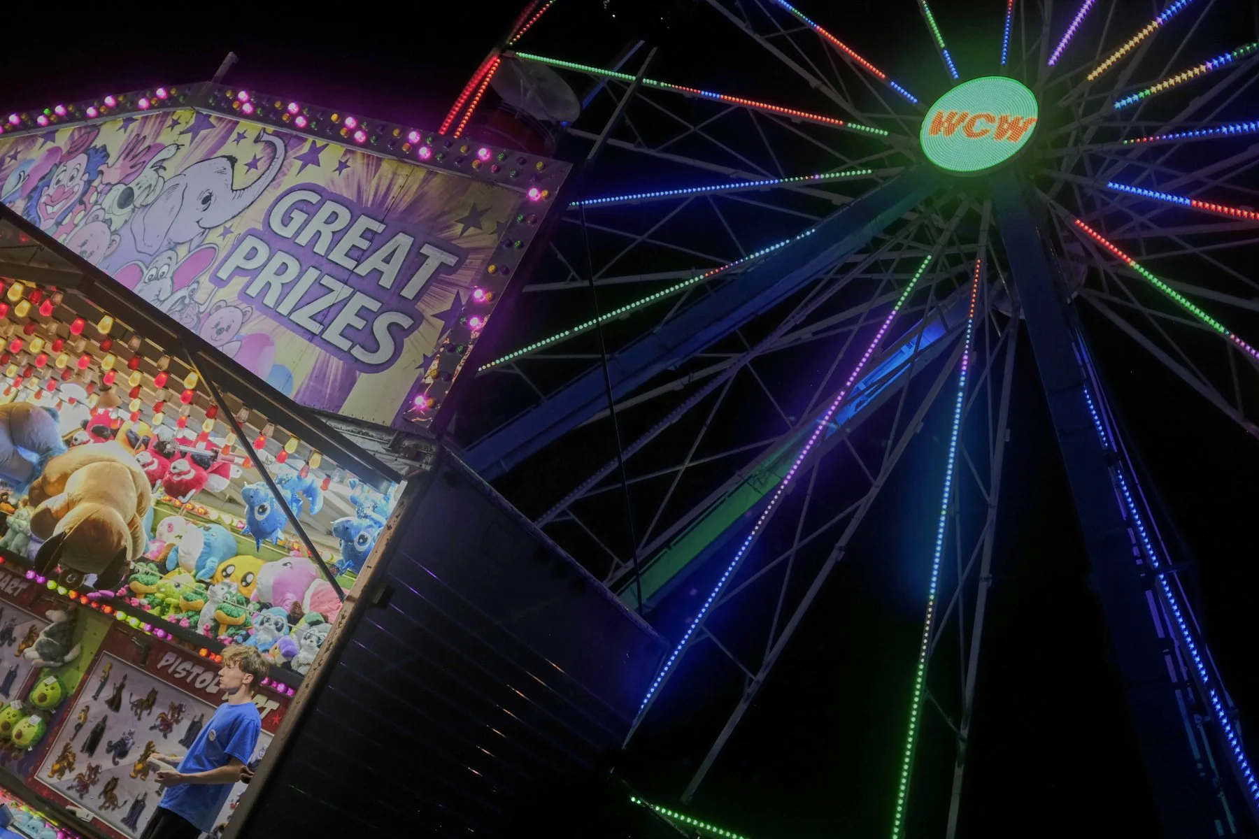 12 great prizes and wheel.jpg
