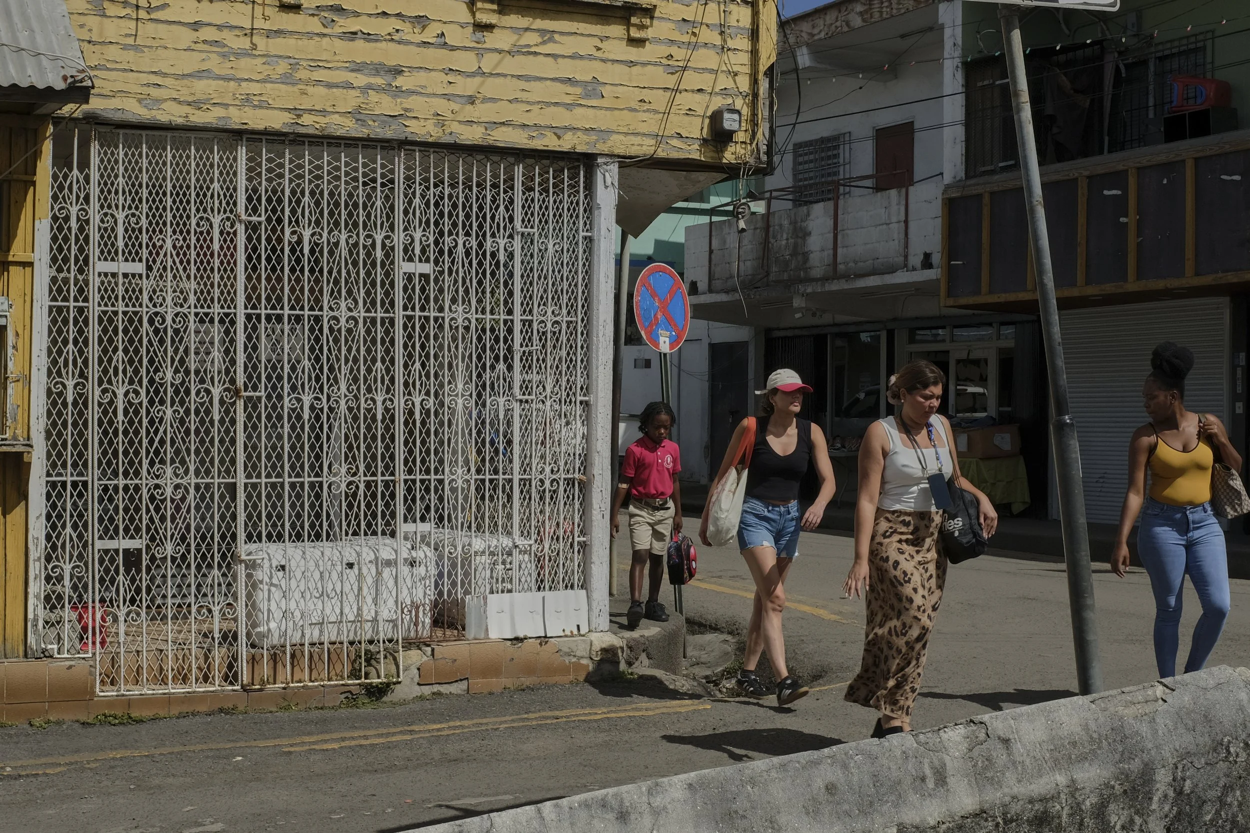 four crossing road.jpg