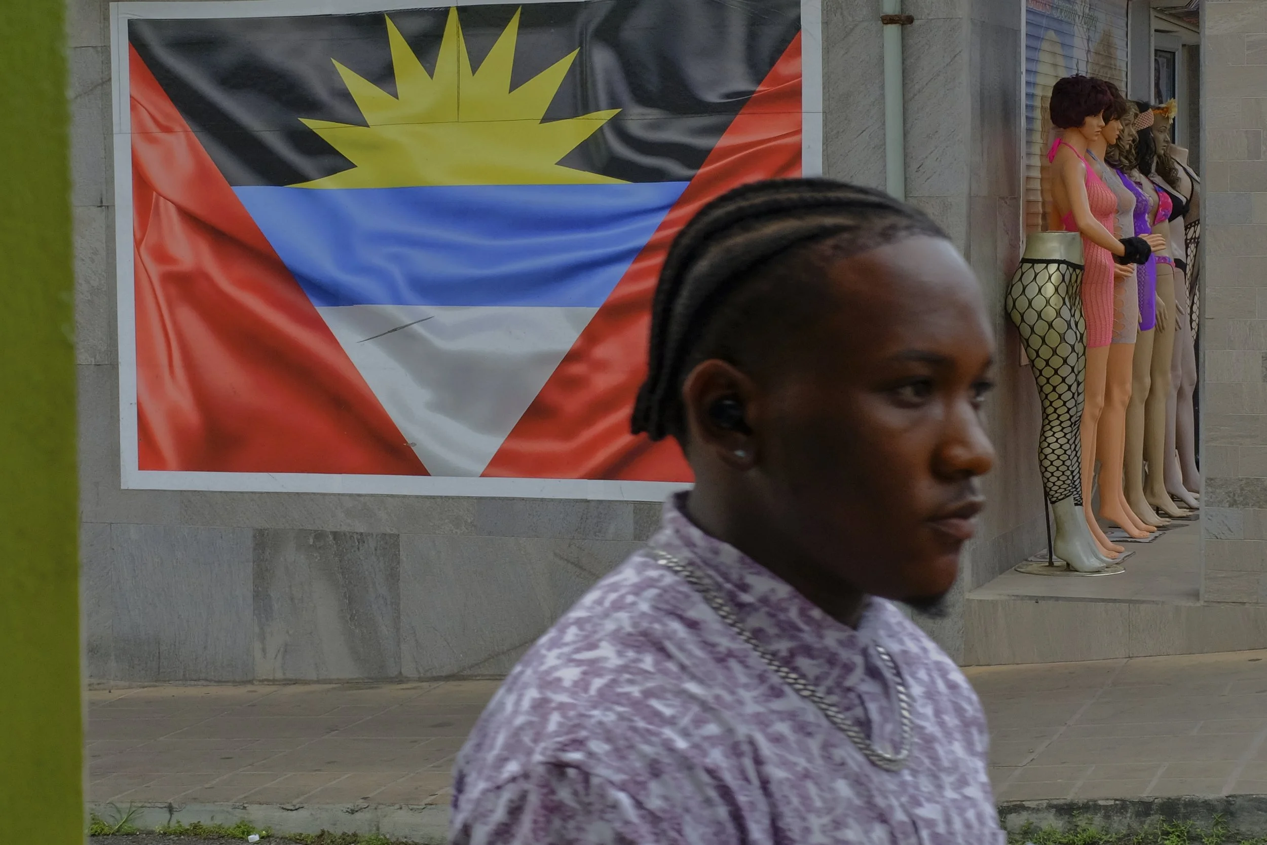 flag passerby and mannequins.jpg