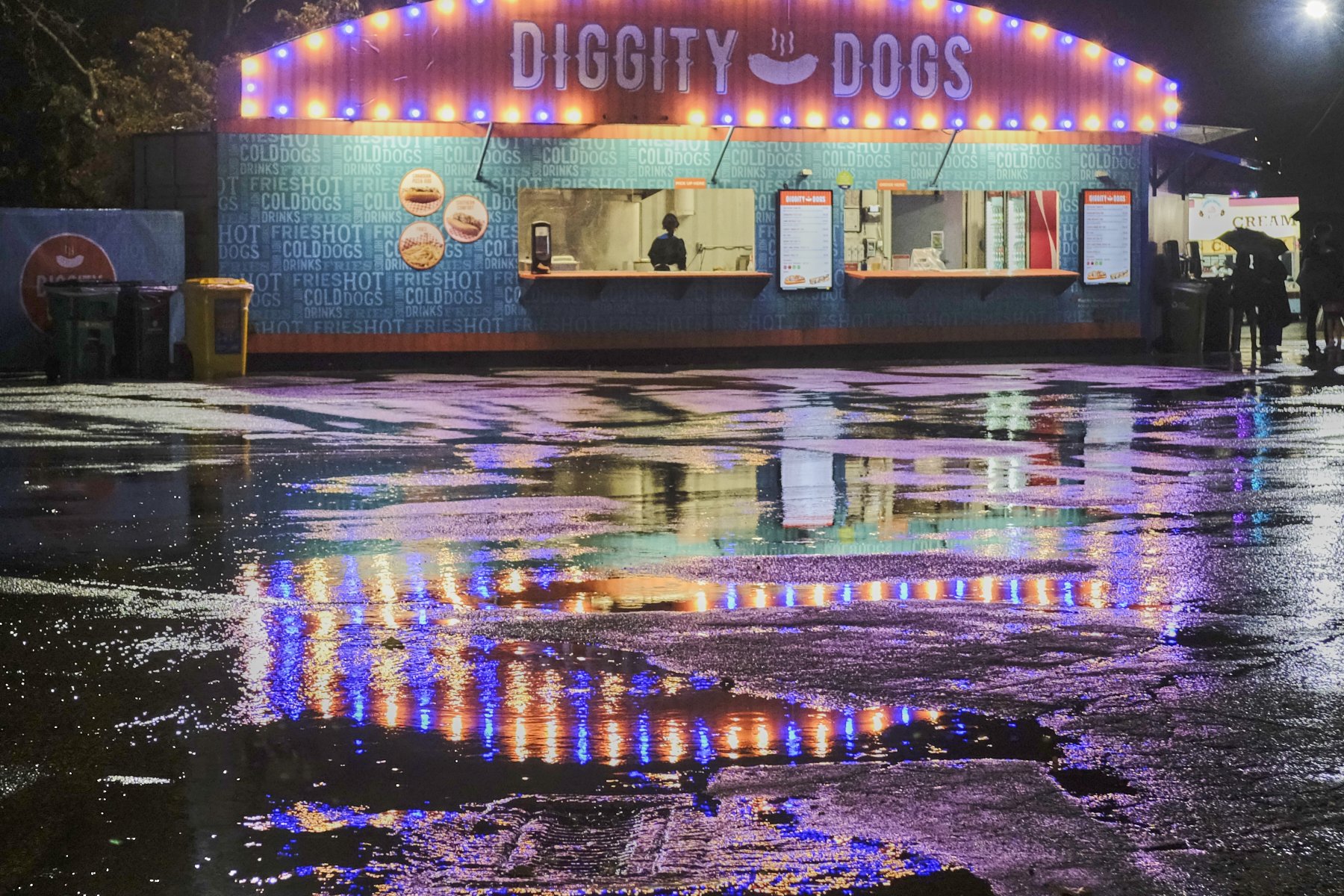 7 diggity dogs.jpg