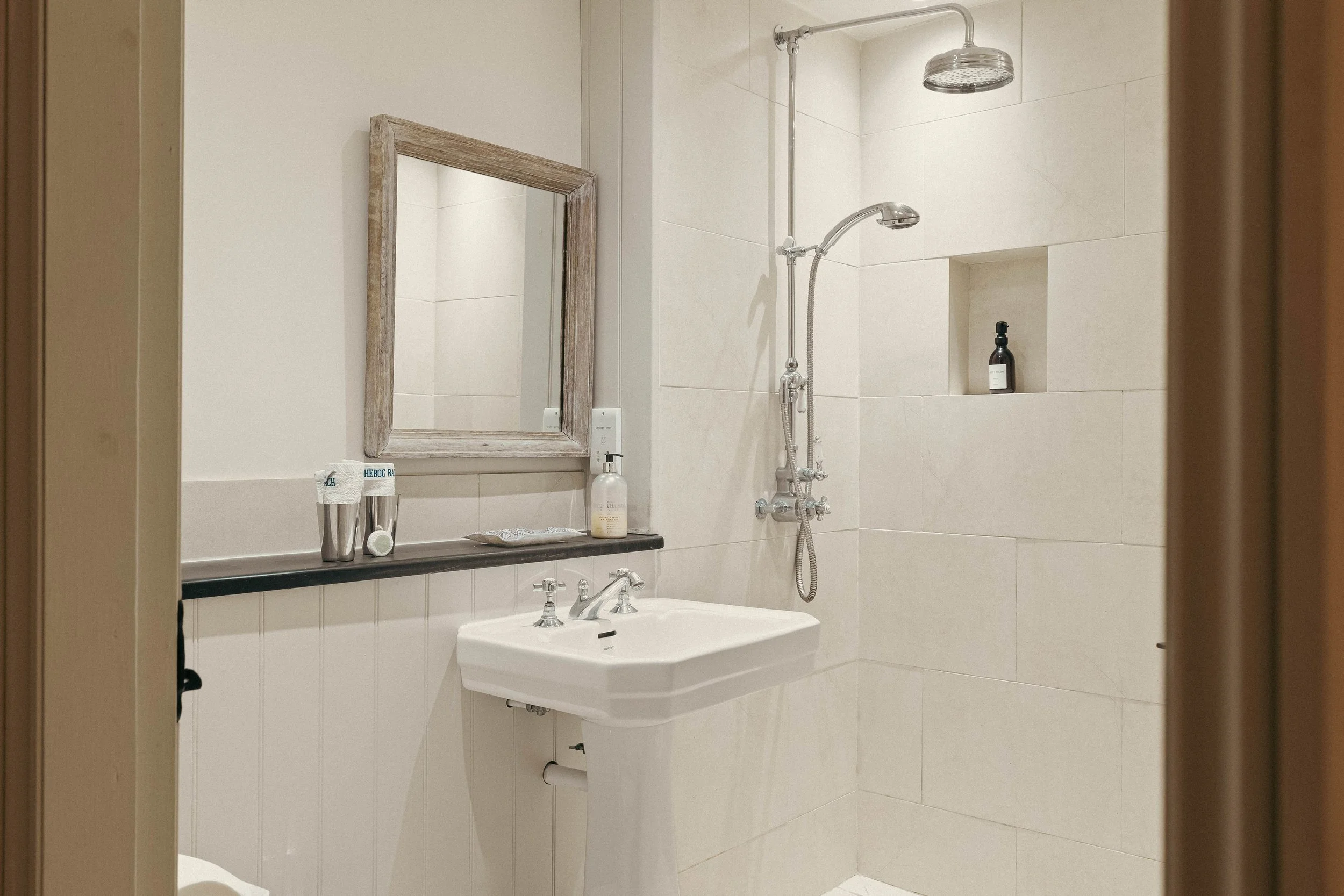 0911WernHolidayCottages-18b.jpg