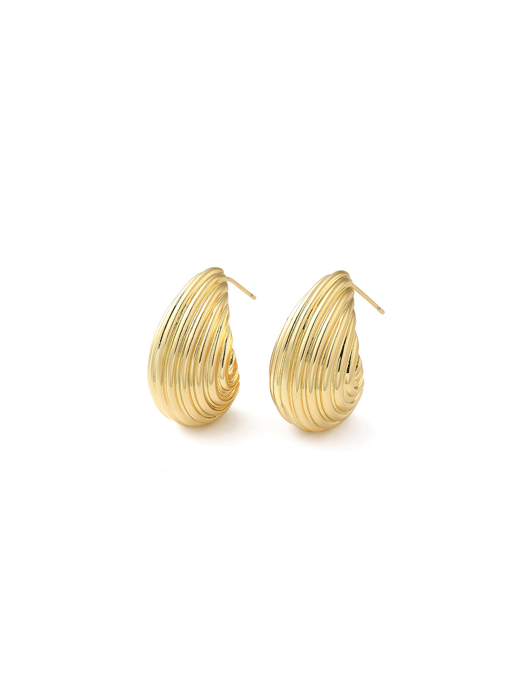 Dorothy Shell Earrings | Gold