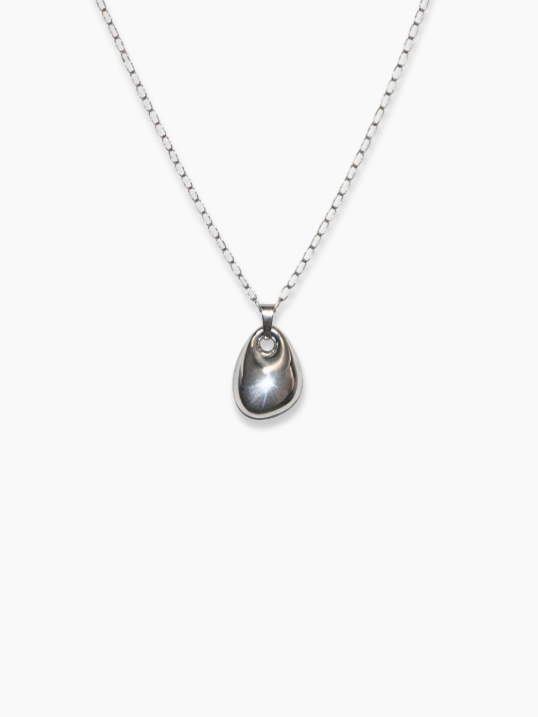arlo necklace.png