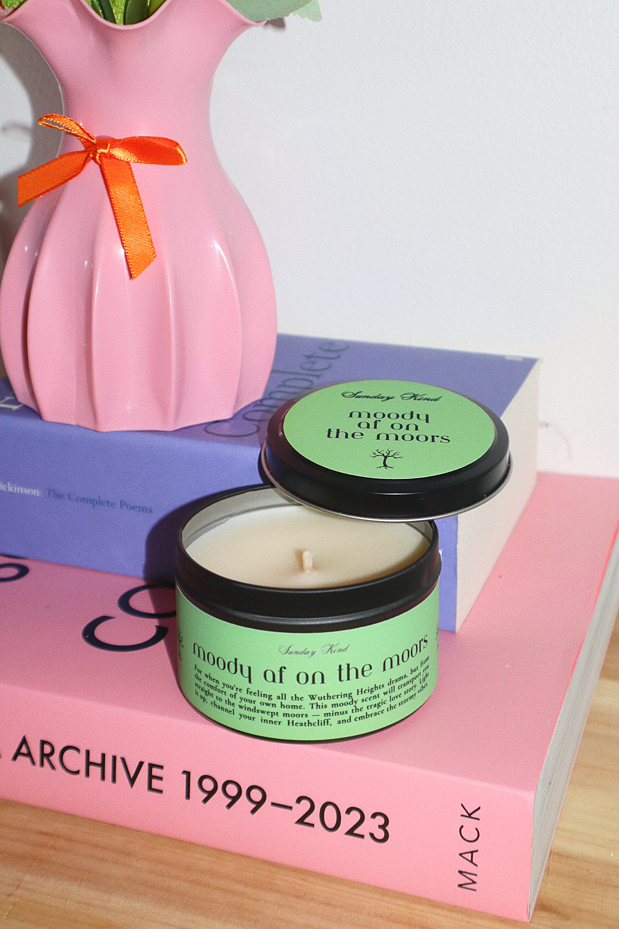 wuthering heights scented tin candle