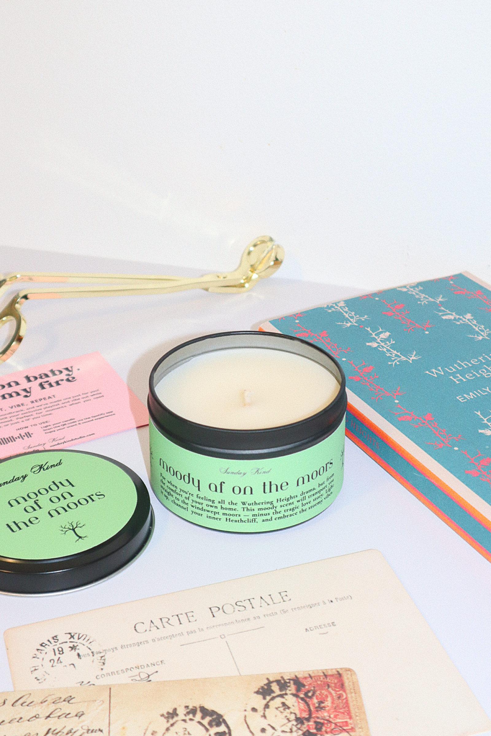 wuthering heights scented tin candle