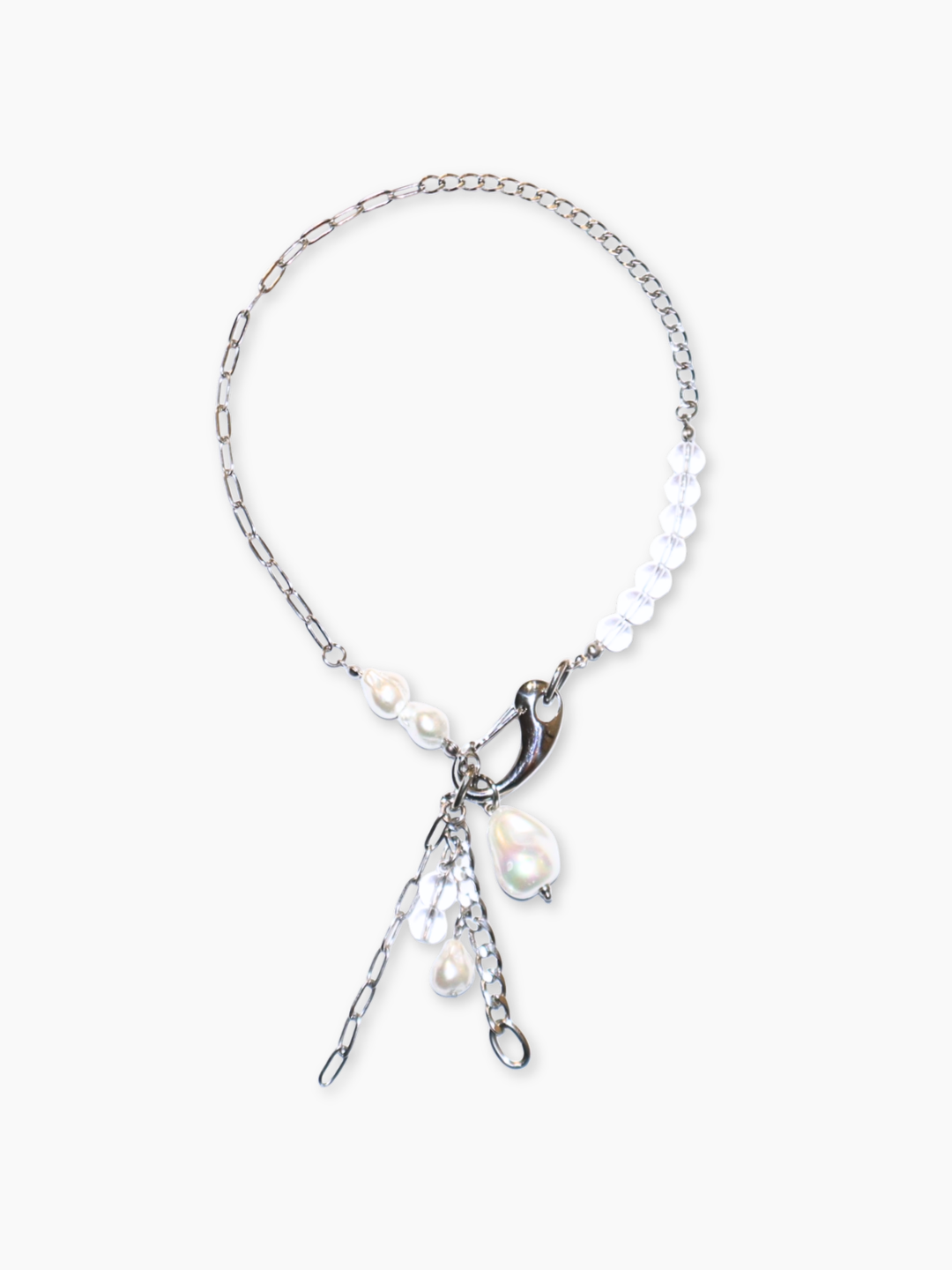 vela necklace 3.png