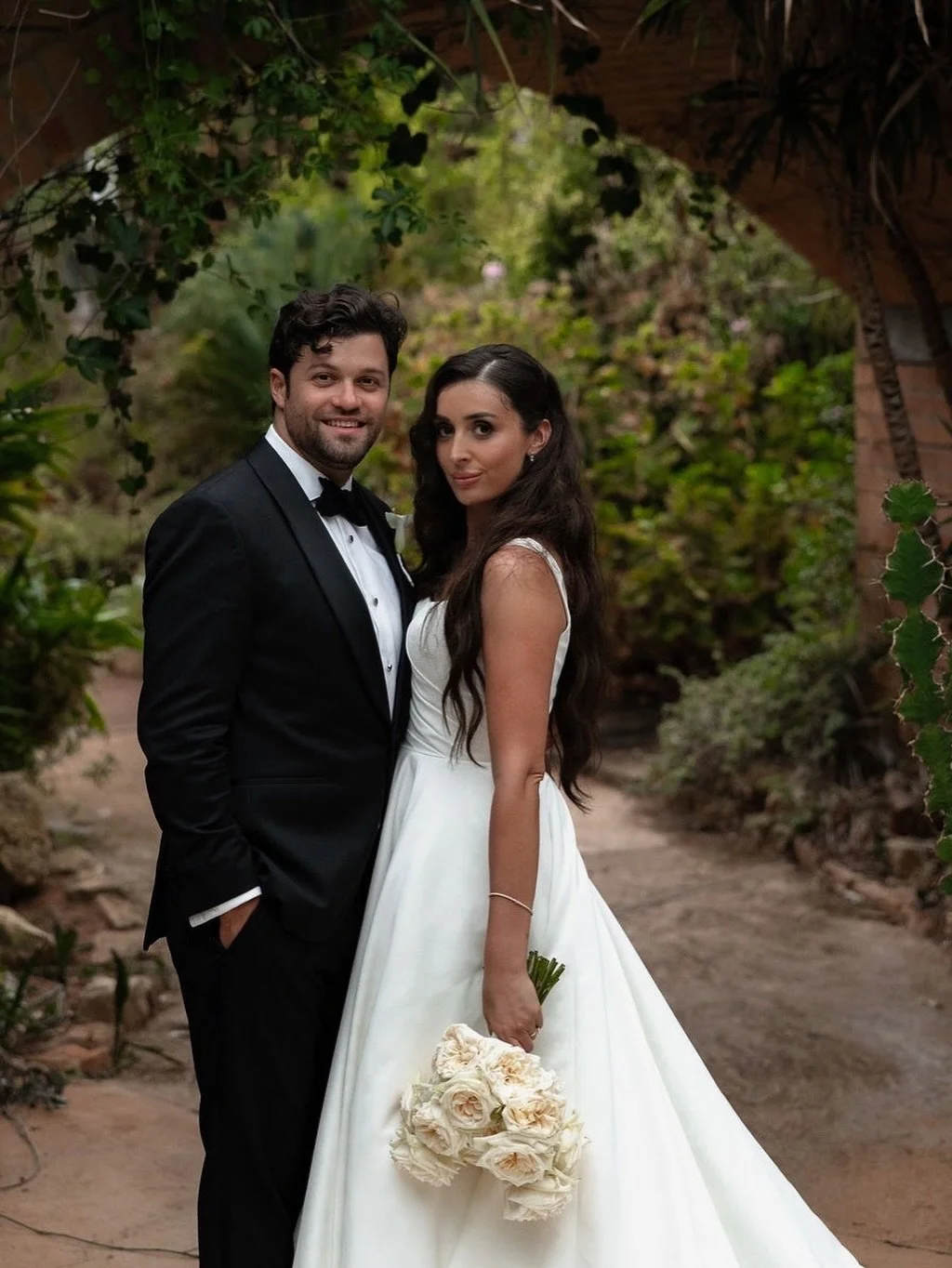 ELLA // 

@mischadurrantphotography 
@meaganoosthuizenevents 
@fleurlecordeur 
@kirstenbosch_nbg 
@justinalexander 

#capetownmakeupartist
#weddingmakeupartist
#airbrushmakeupcapetown
#bridalmakeupartist
#bridalmakeup