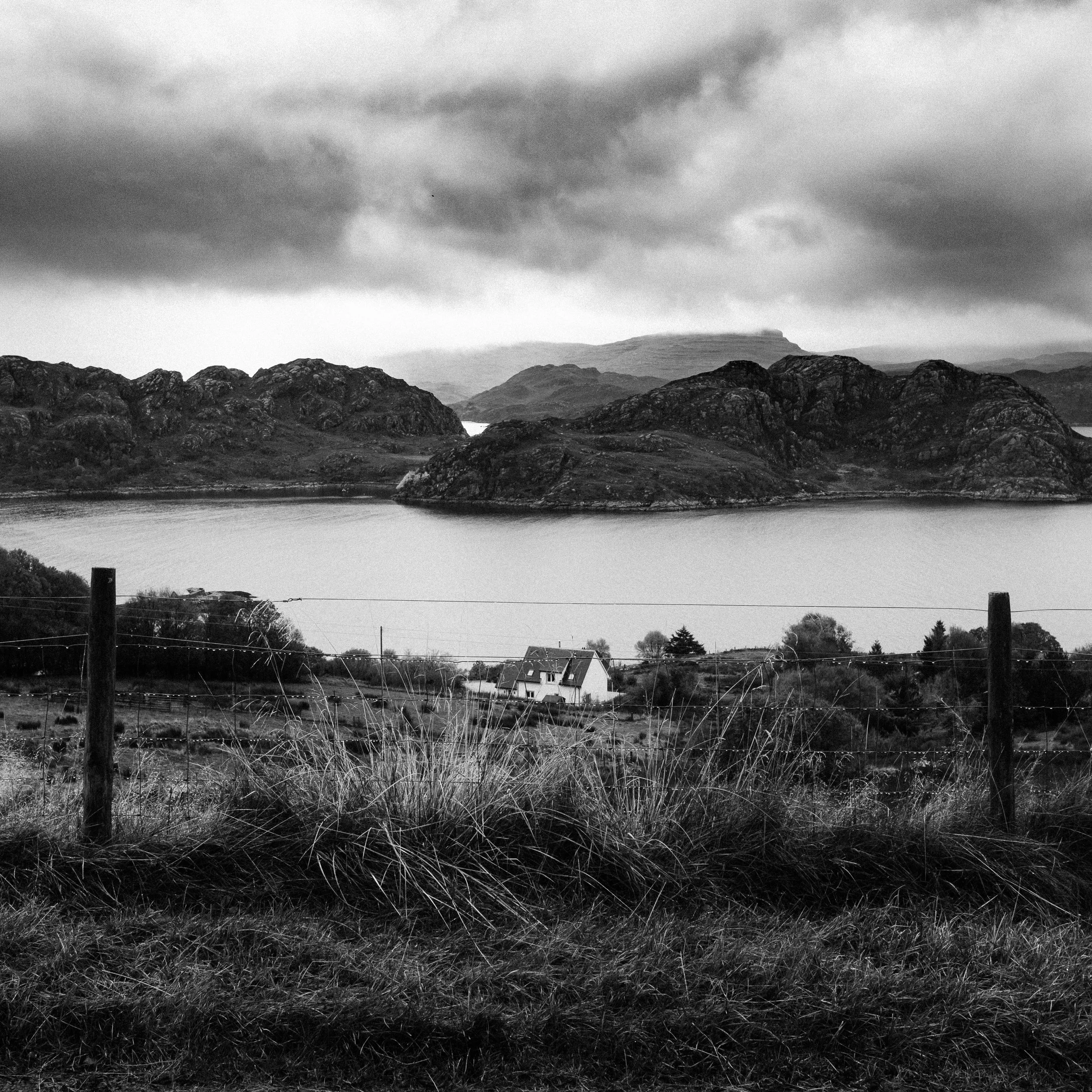 B&W Chris Logue-27.jpg