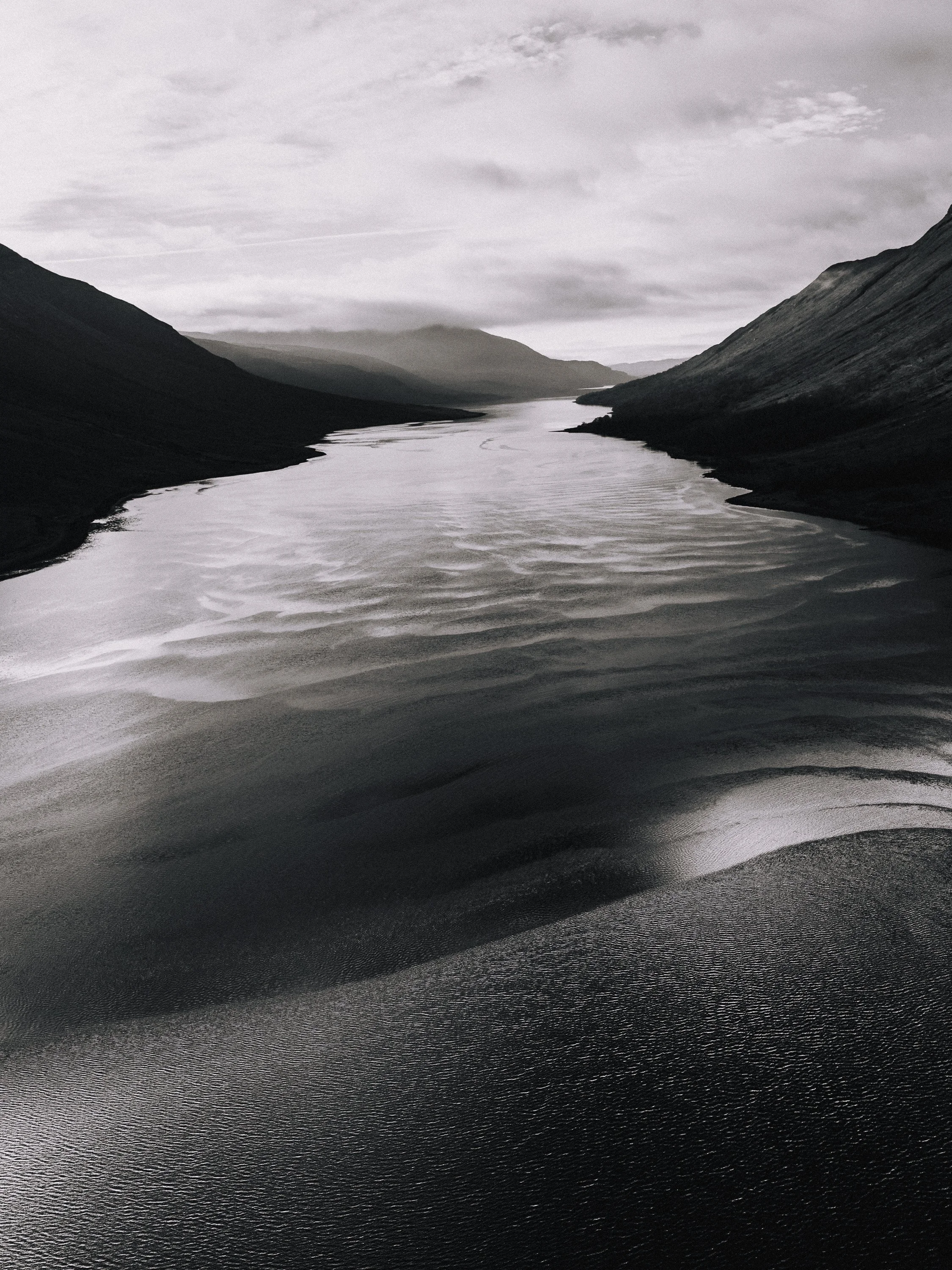 B&W Chris Logue-20.jpg