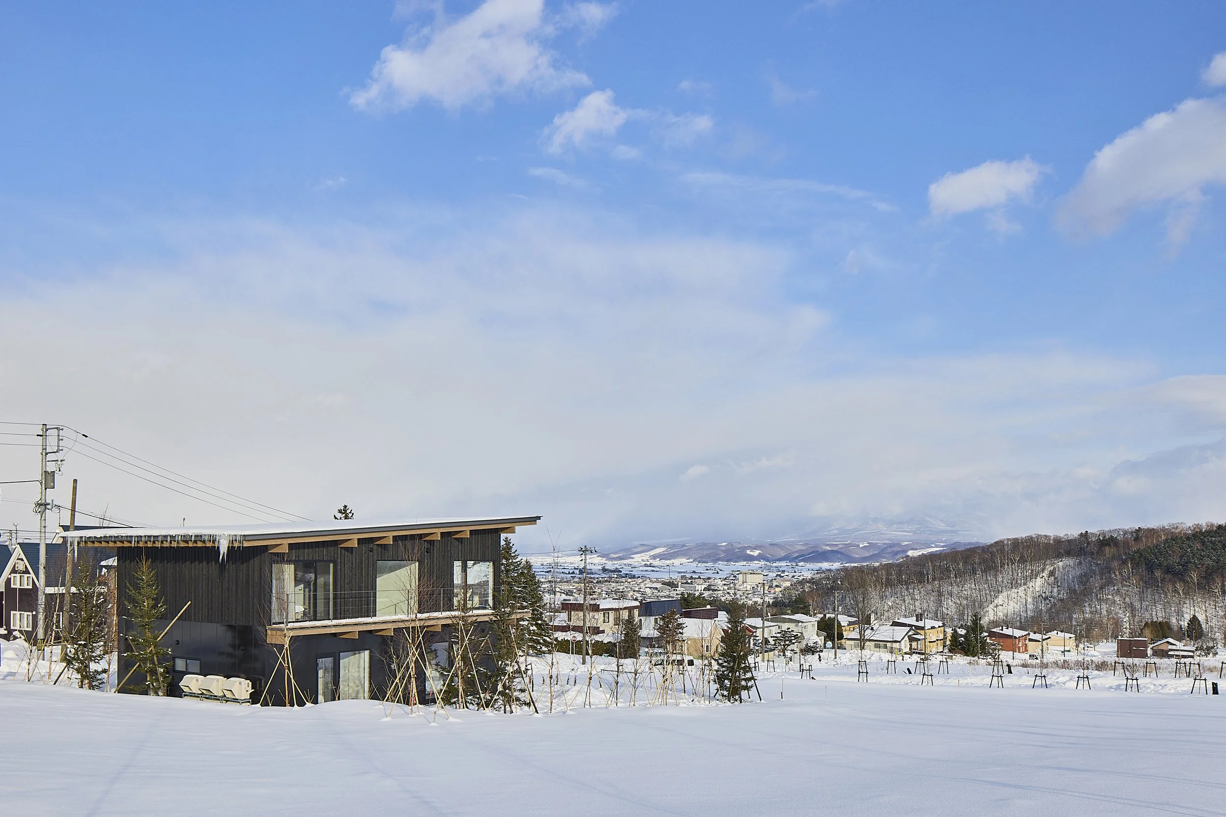 Exterior in the Snow - Shiyuki Chalet - Furano