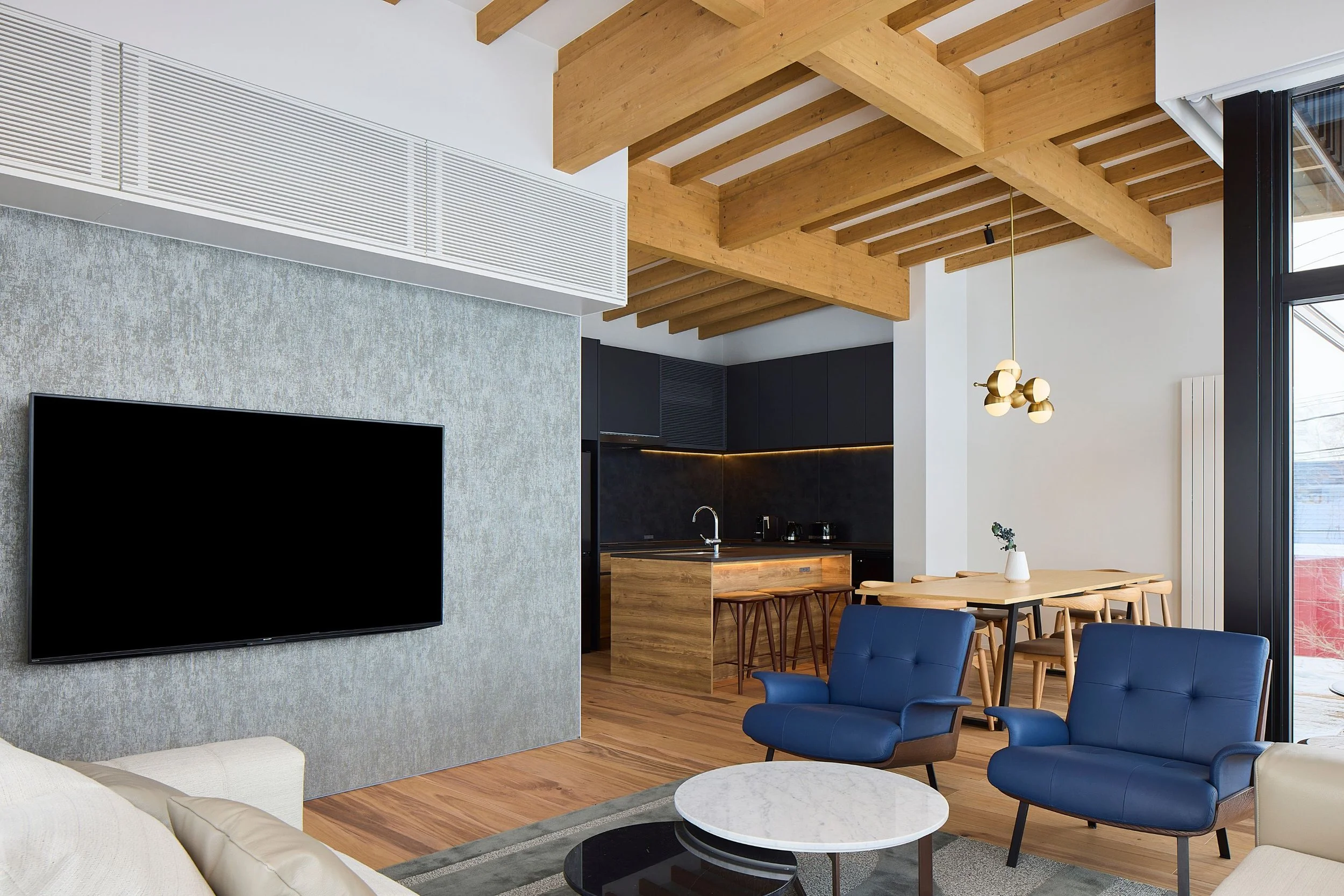 Living Area - Shiyuki Chalet - Furano