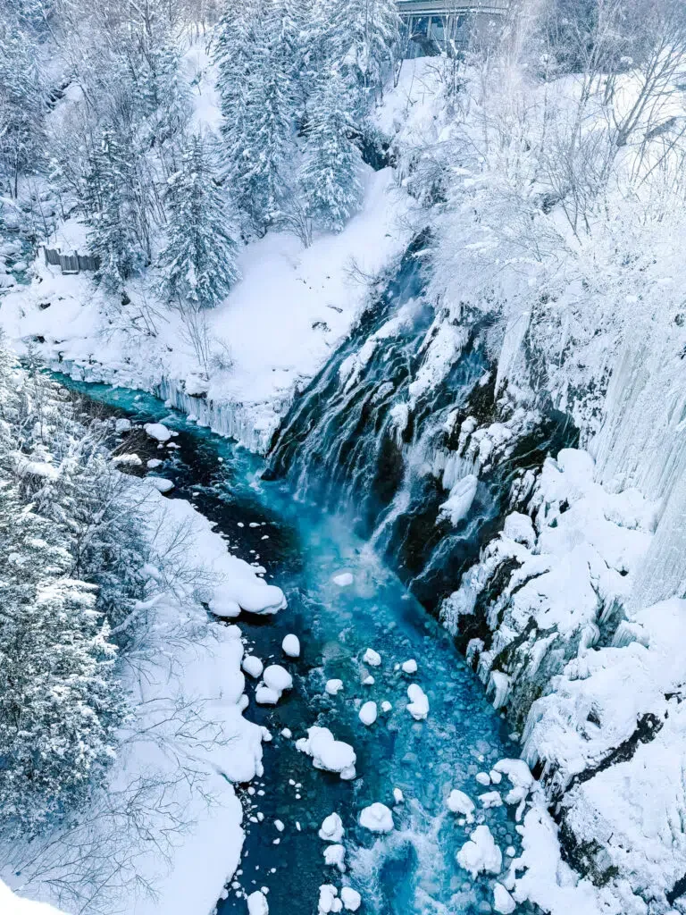 Winter Sightseeing - Shirahige Waterfalls - Furano