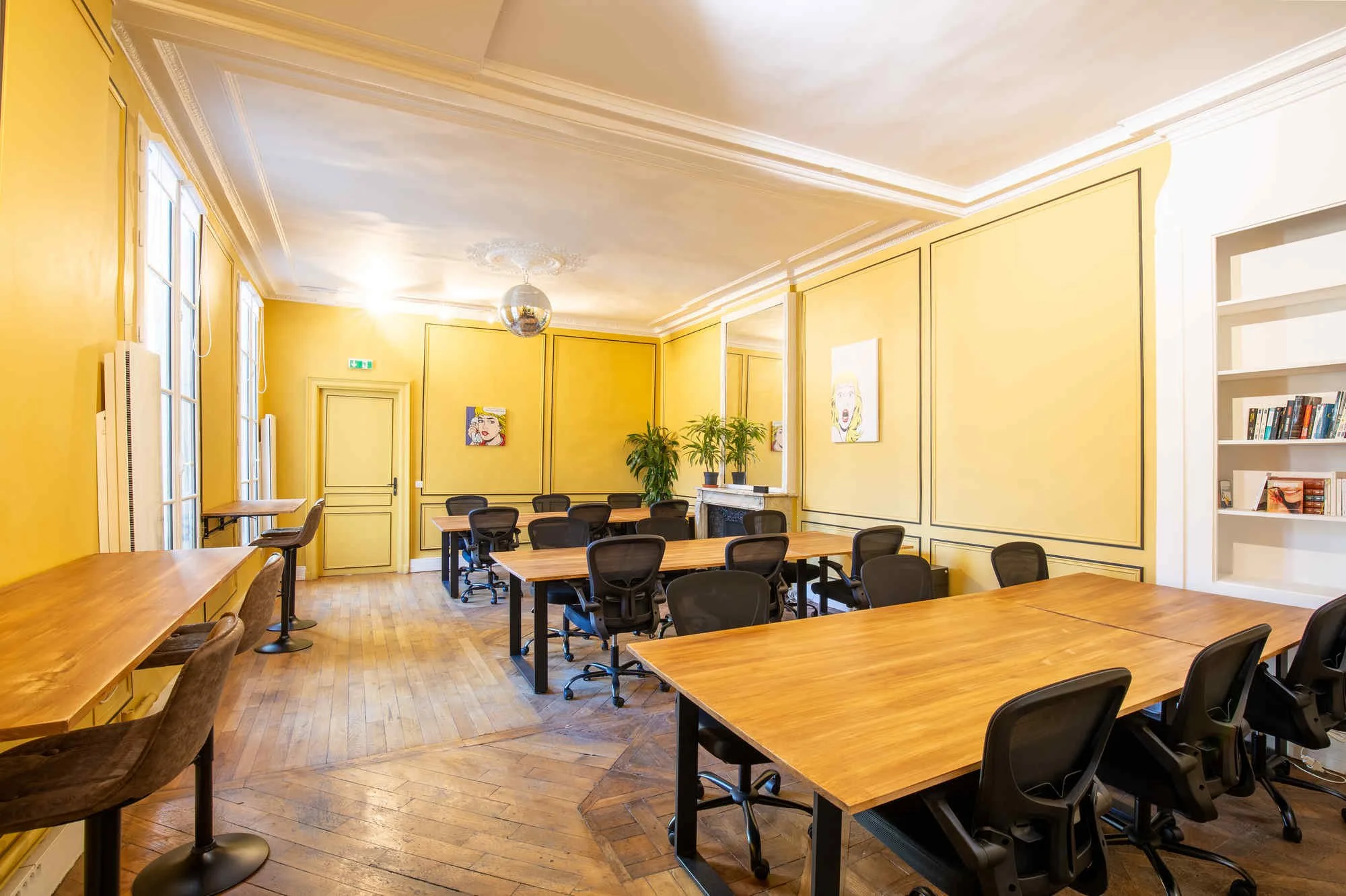 coworking paris 10 - bureaux (3).JPG