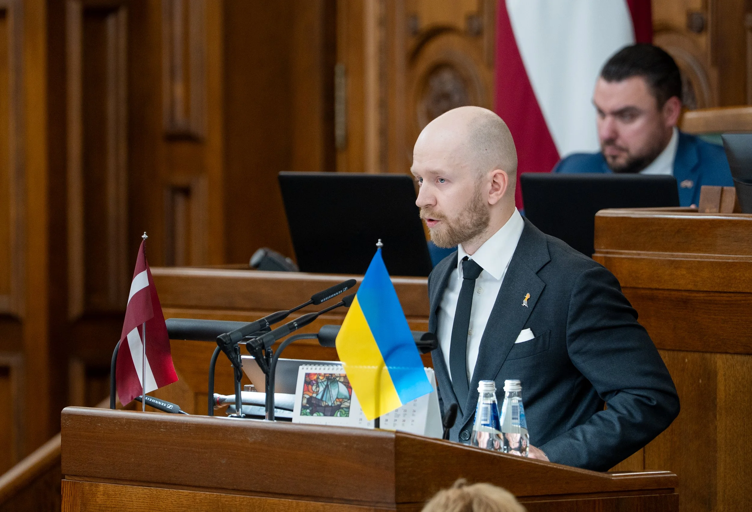 Nevaram atbalstīt valdību ar korupcijas ēnu