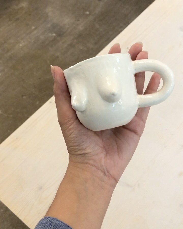 COURS DE POTERIE 🏺22 avril au 2 juillet 
Il ne reste que quelques places pour les cours du trimestre de printemps 
- Mardi 19h 
- Mercredi 18h30

Rdv sur www.atelier-terter.com (lien dans la bio) pour les infos et inscriptions 💌

L&rsquo;ap&eacute;