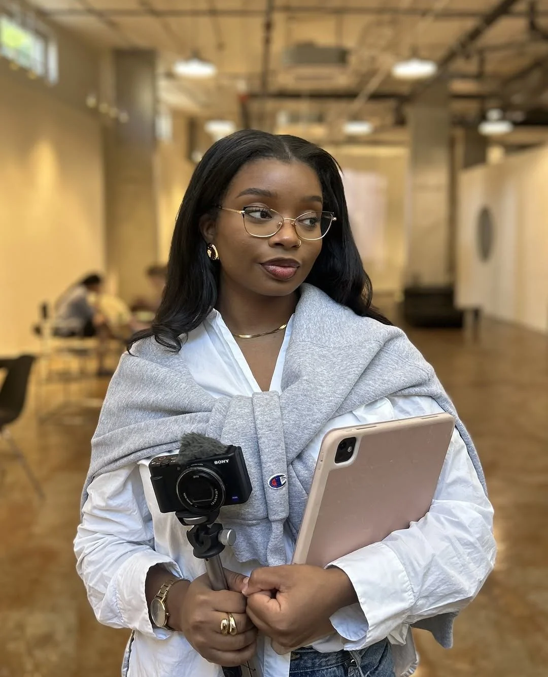 Your best look starts with the right frames. ๐ Visit @lenscrafters to find yours.
#shopyourcommunity #shopeatplay #kenwoodsquare #lenscrafters #glasses #frames