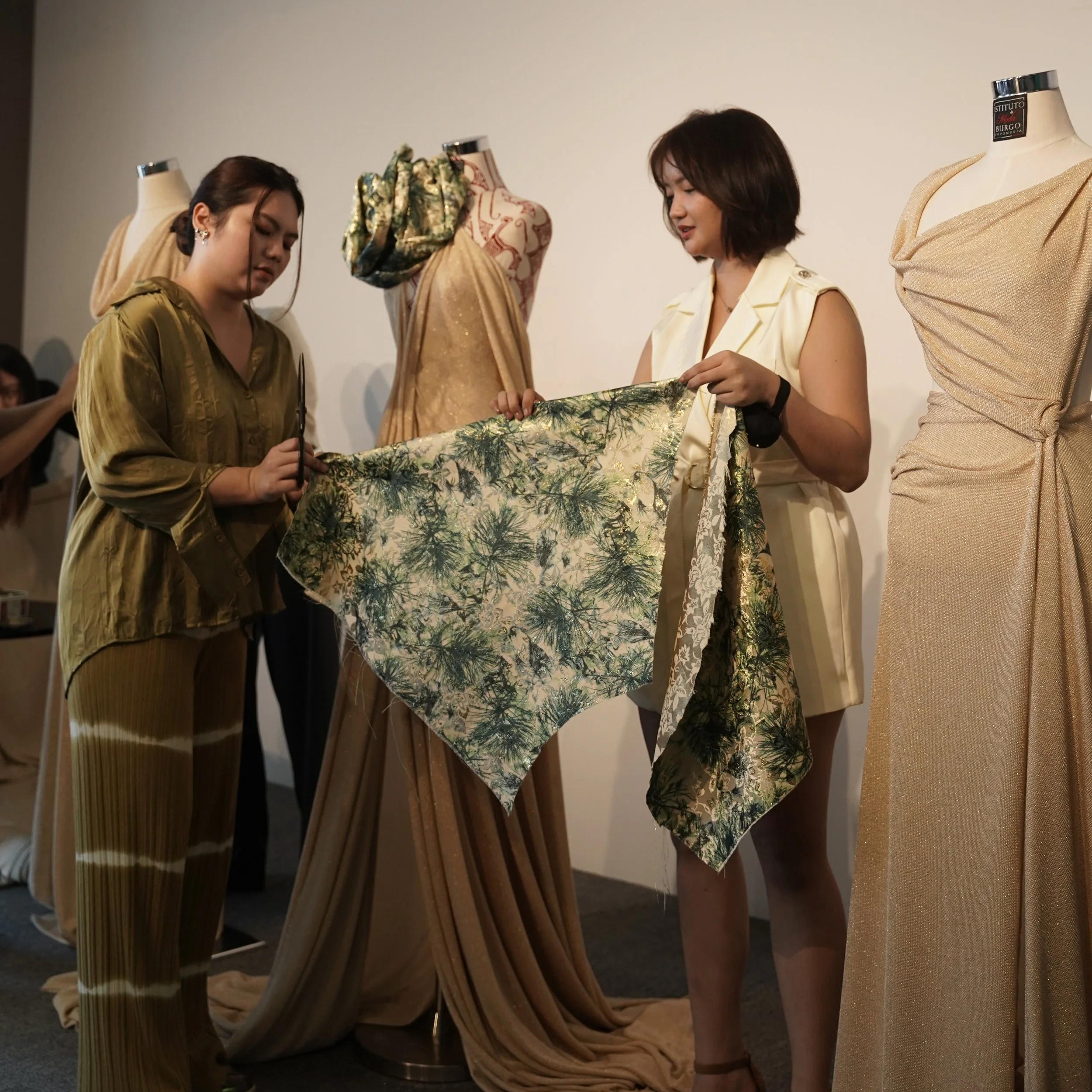 From Fear to Mastery: How Fashion Education Builds Creative Confidence