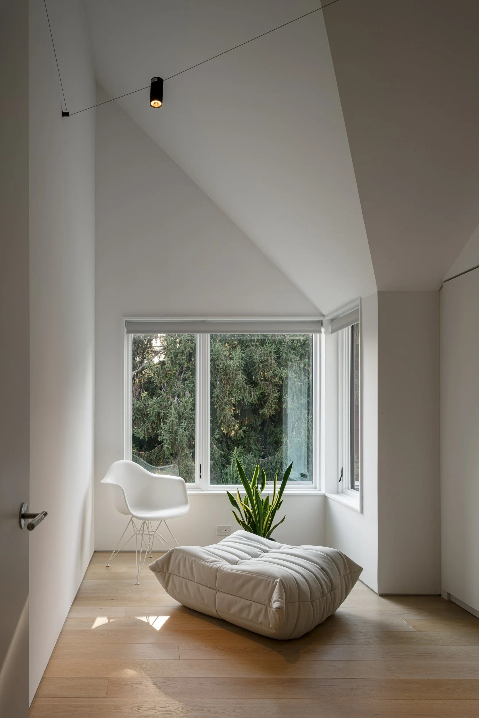 web_2524_Post_36 Lothian (014 of 018).jpg