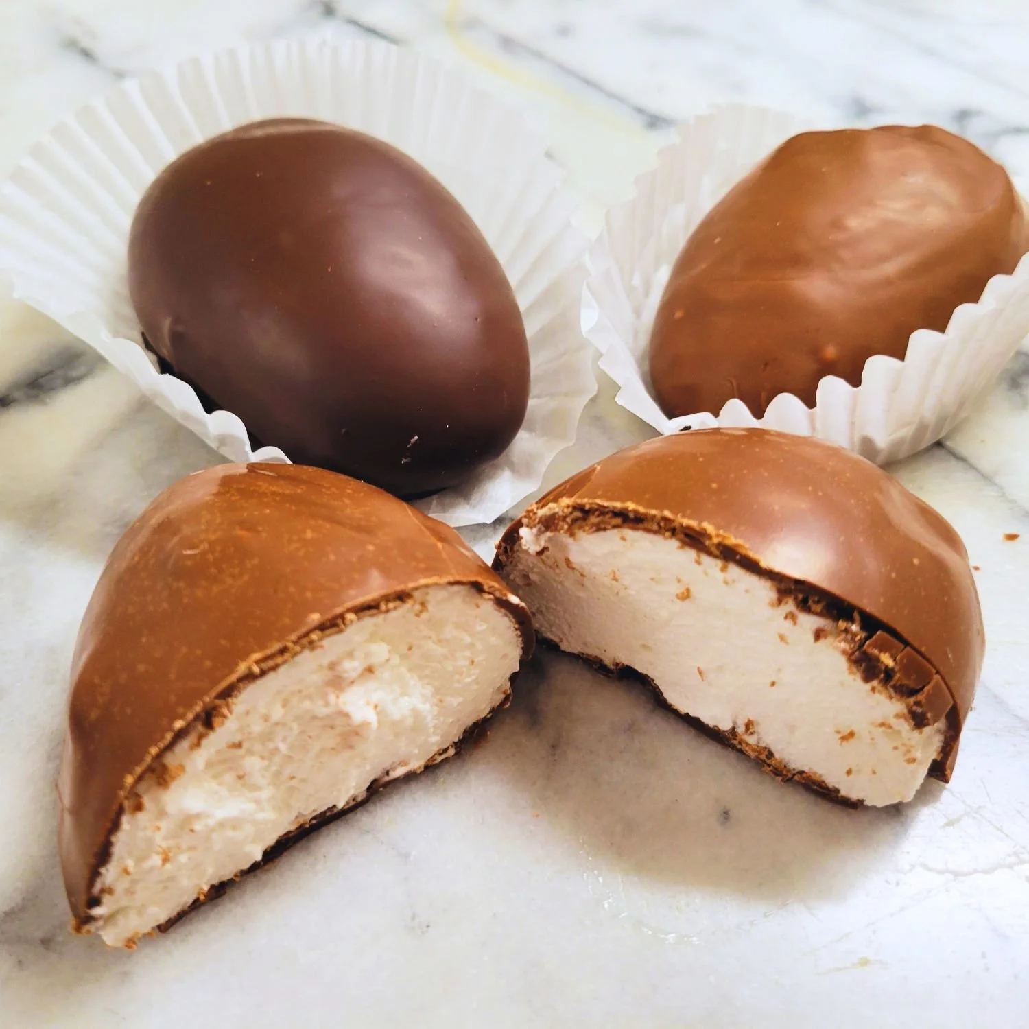 Marshmallow Eggs (8ct)