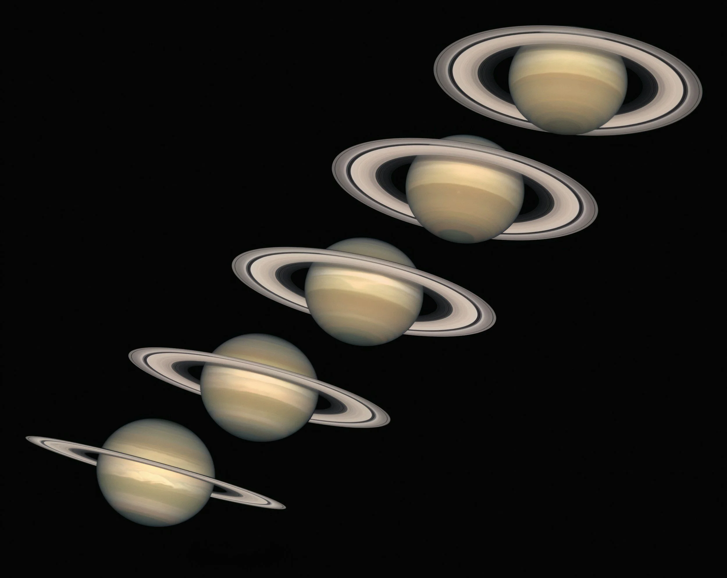 Hubble Space Telescope Image of Saturn
