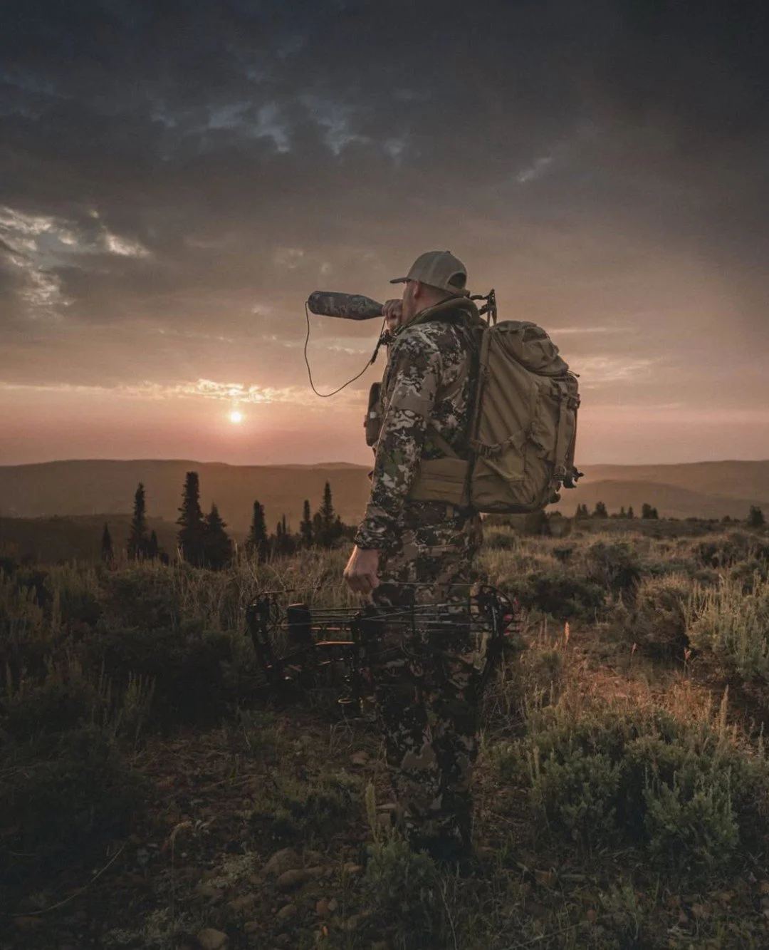It’s here: The Great Big Hunting Sale at @sportsmans_warehouse ๐ฆ๐ฏ 
Save on 1,000+ items during their biggest hunting sale of the year—gear up for the season and stock the pack.
What’s on your list? Boots / Optics / Layers / Ammo