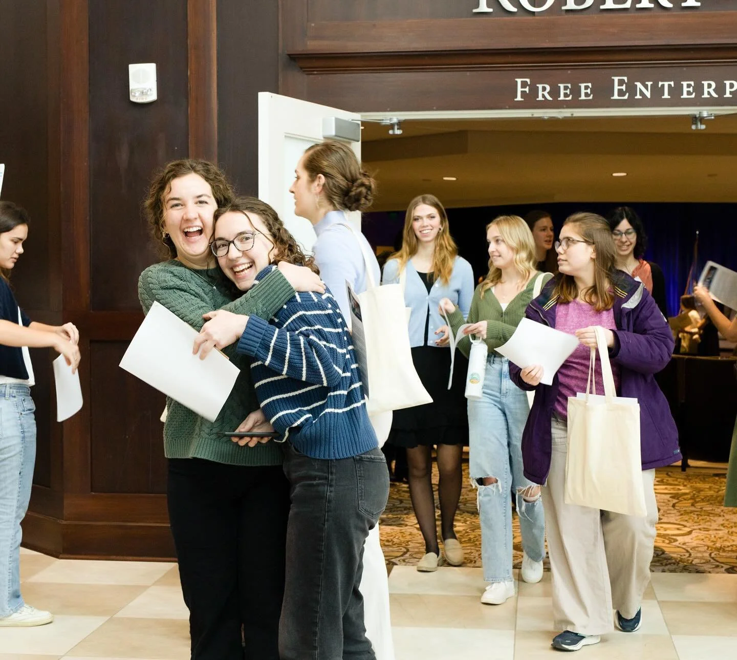 How has it already been a week?! We loved seeing you all at the Curate Summit last Saturday :)