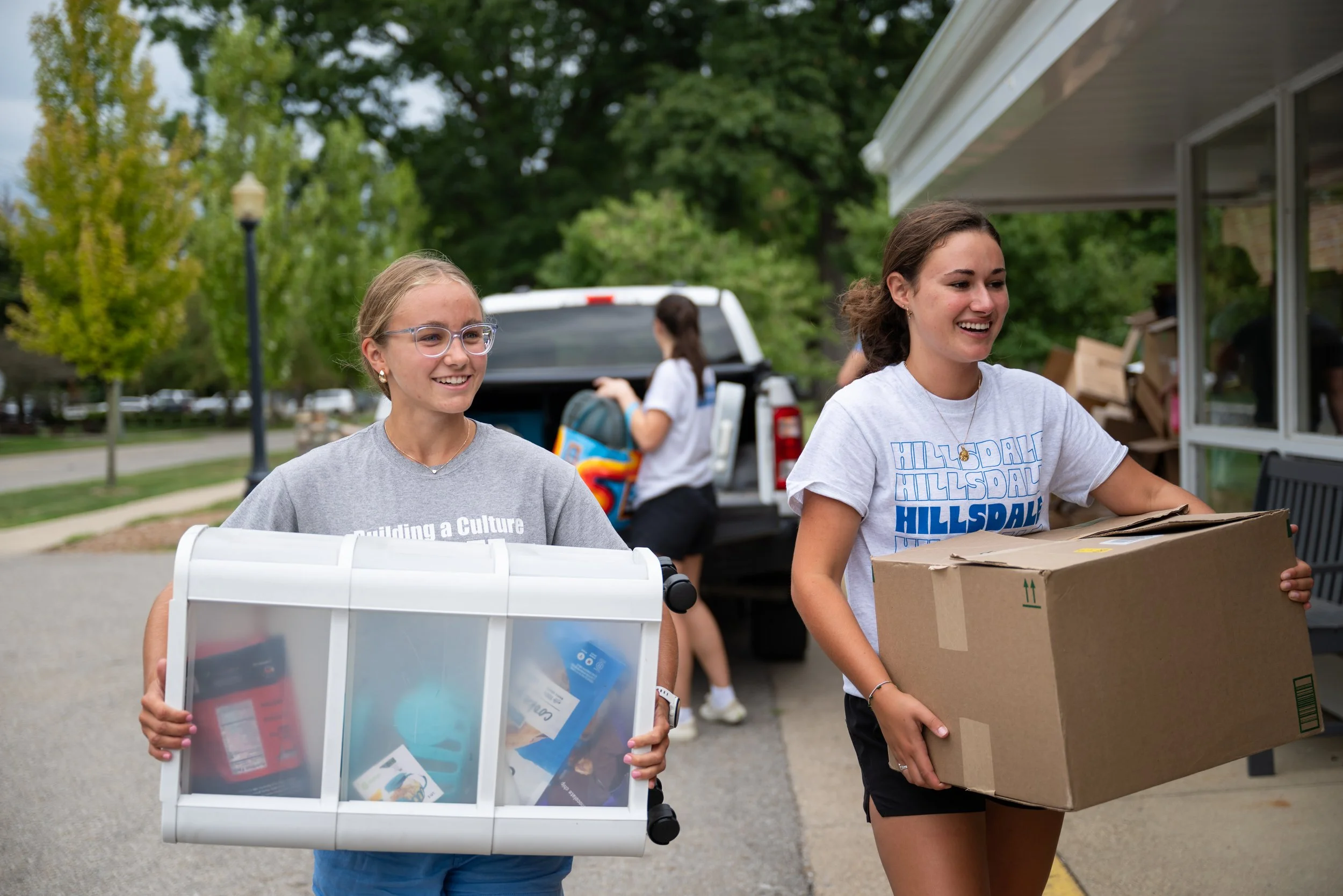 Residence Hall Move-In