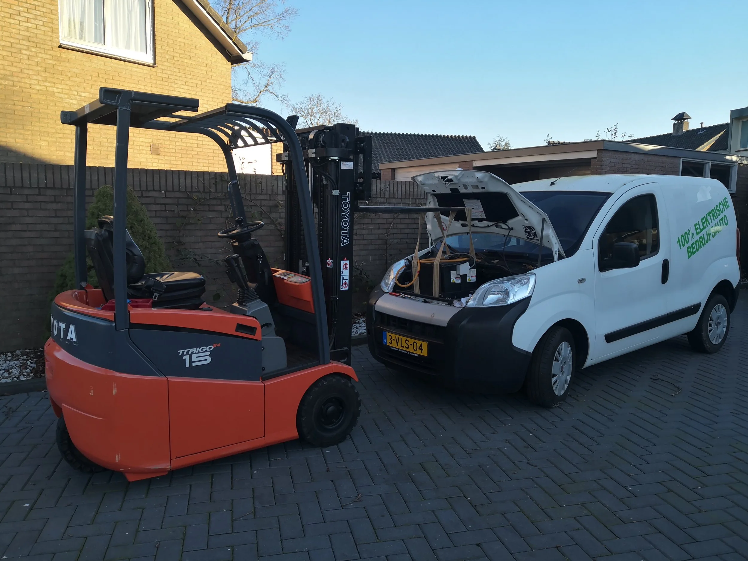 Electric minivan repair