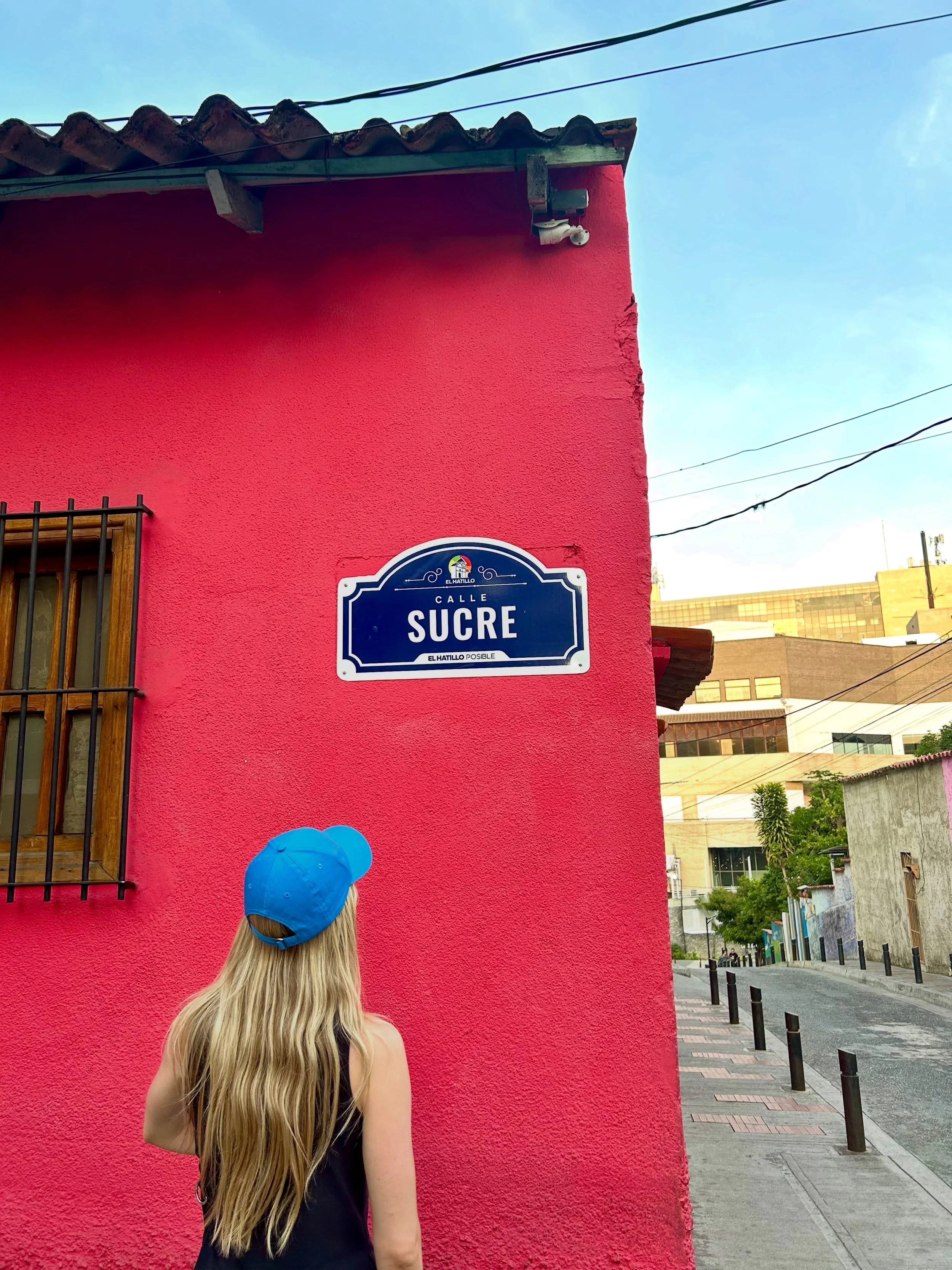 Hola Catira community, Clare here 🙋🏼&zwj;♀️For those of you who are newer to our story, in 2024, I had the pleasure of visiting Venezuela 🇻🇪 with my Venezuelan husband, Manuel. Manuel is from Caracas and we spent most of our time touring his city